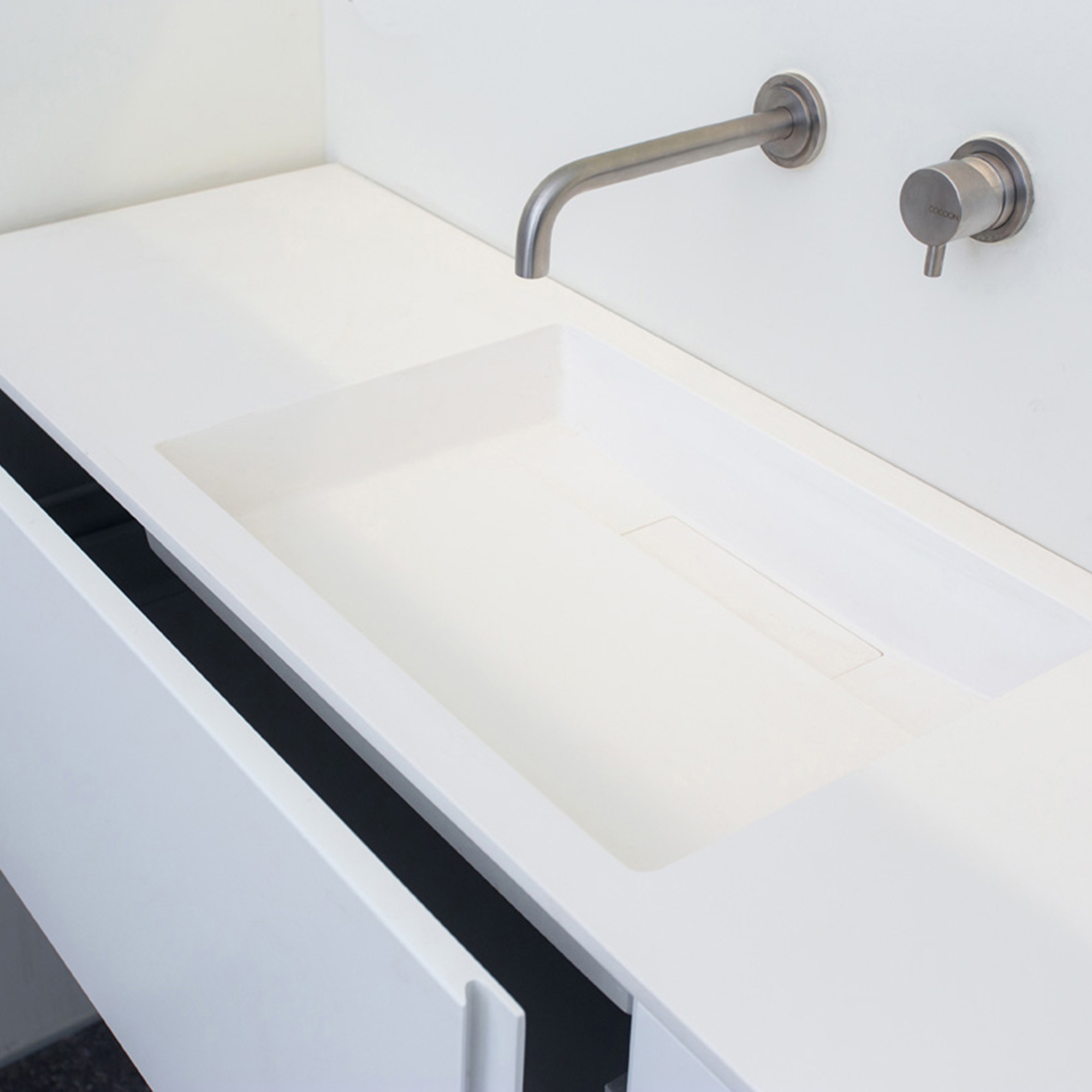 Mostra il prodotto Custom 50 | Made to measure washbasin del produttore COCOON