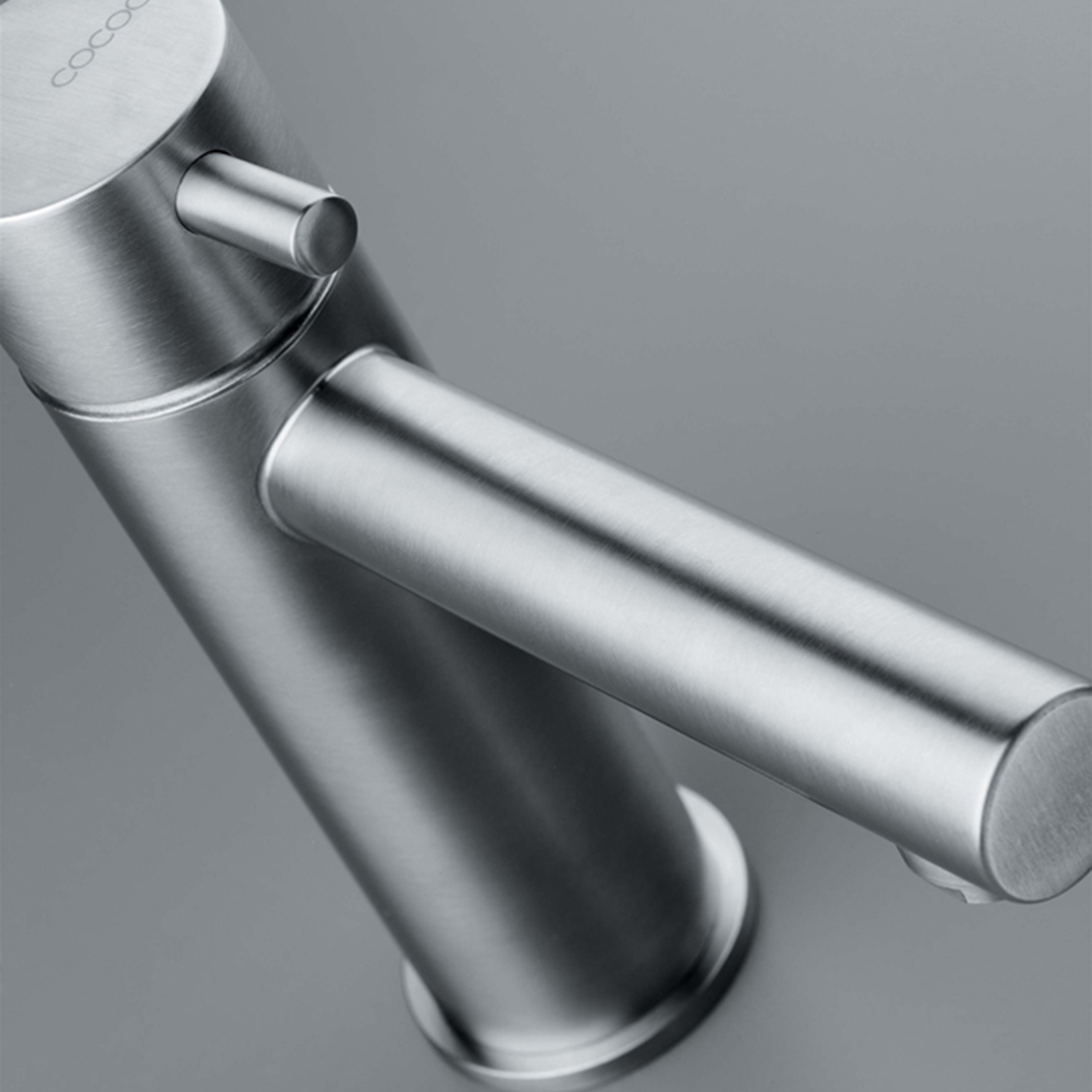 Mostra il prodotto MONO 10 | Deck mounted basin mixer del produttore COCOON