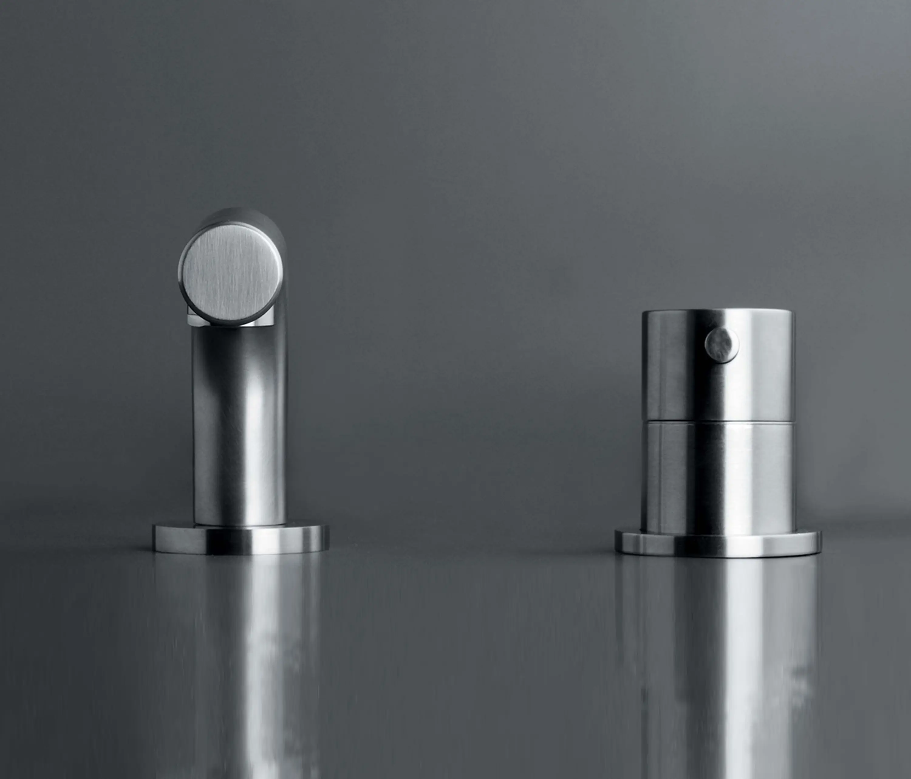 COCOON - MONO SET04 | Deck mounted basin mixer