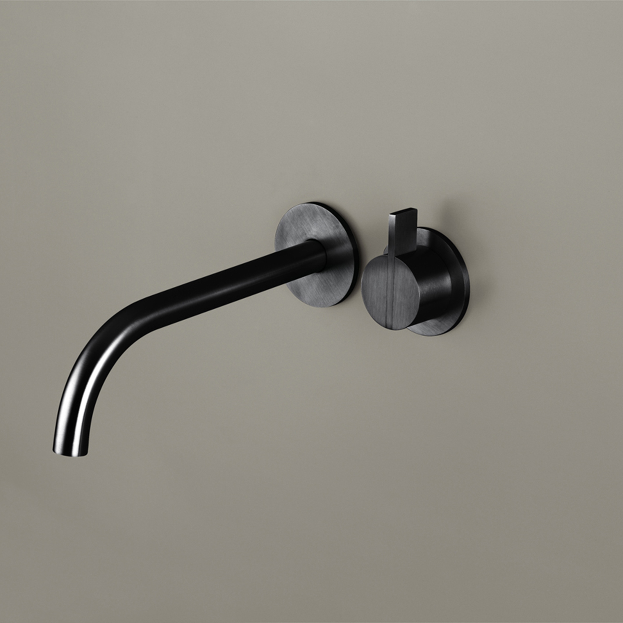 PB SET01 | Wall mounted basin mixer with spout