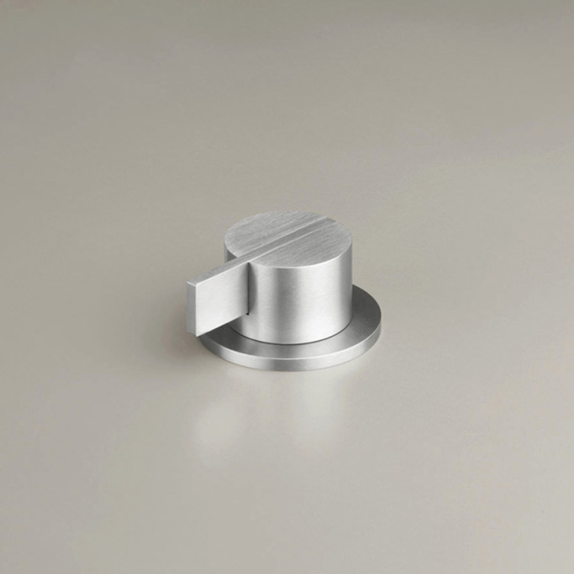 Mostra il prodotto PB05 | Deck mounted mixer with long lever del produttore COCOON