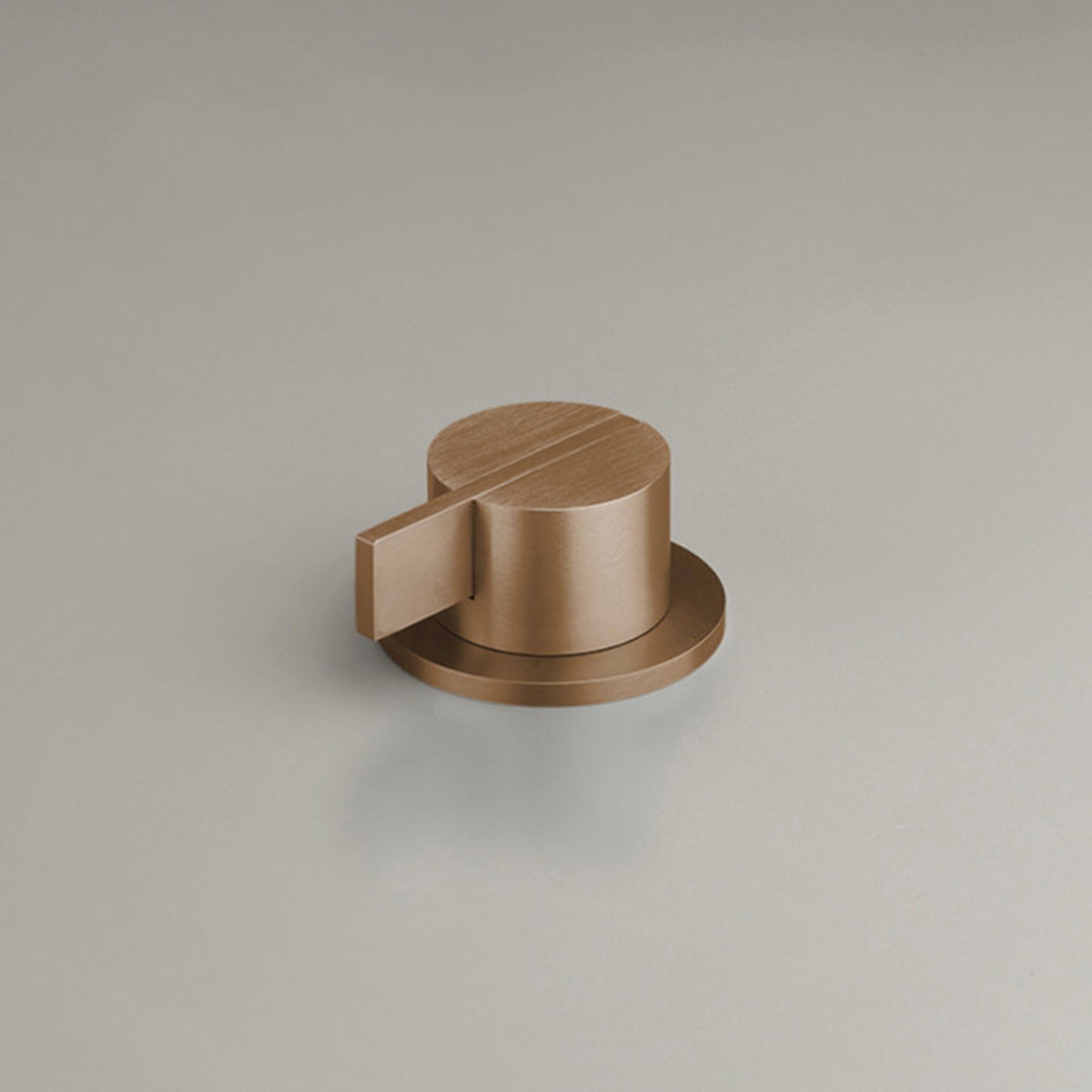 PB05 | Deck mounted mixer with long lever