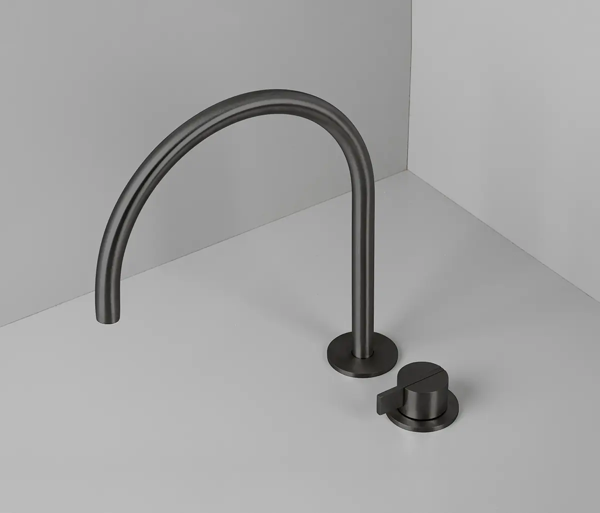 COCOON - PB SET12 | Deck mounted basin mixer with swivel spout