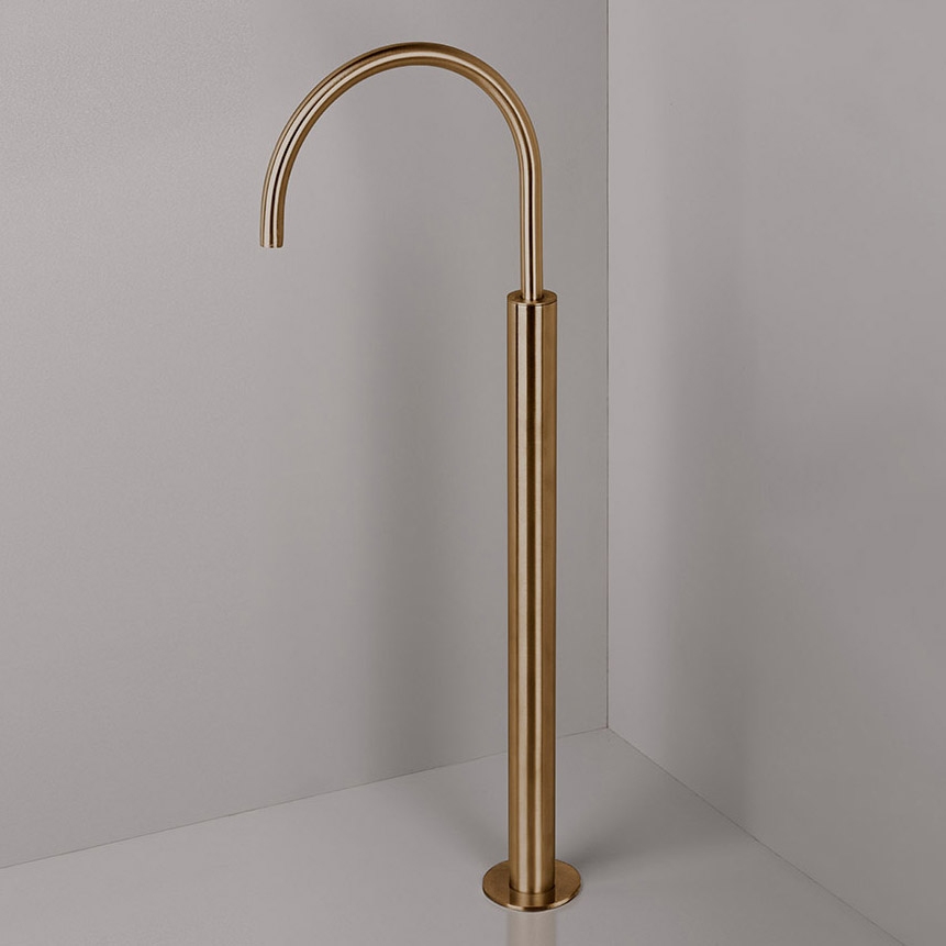 PB34 | Floor mounted bath spout