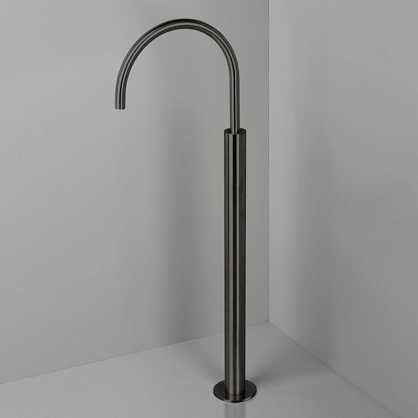 PB34 | Floor mounted bath spout