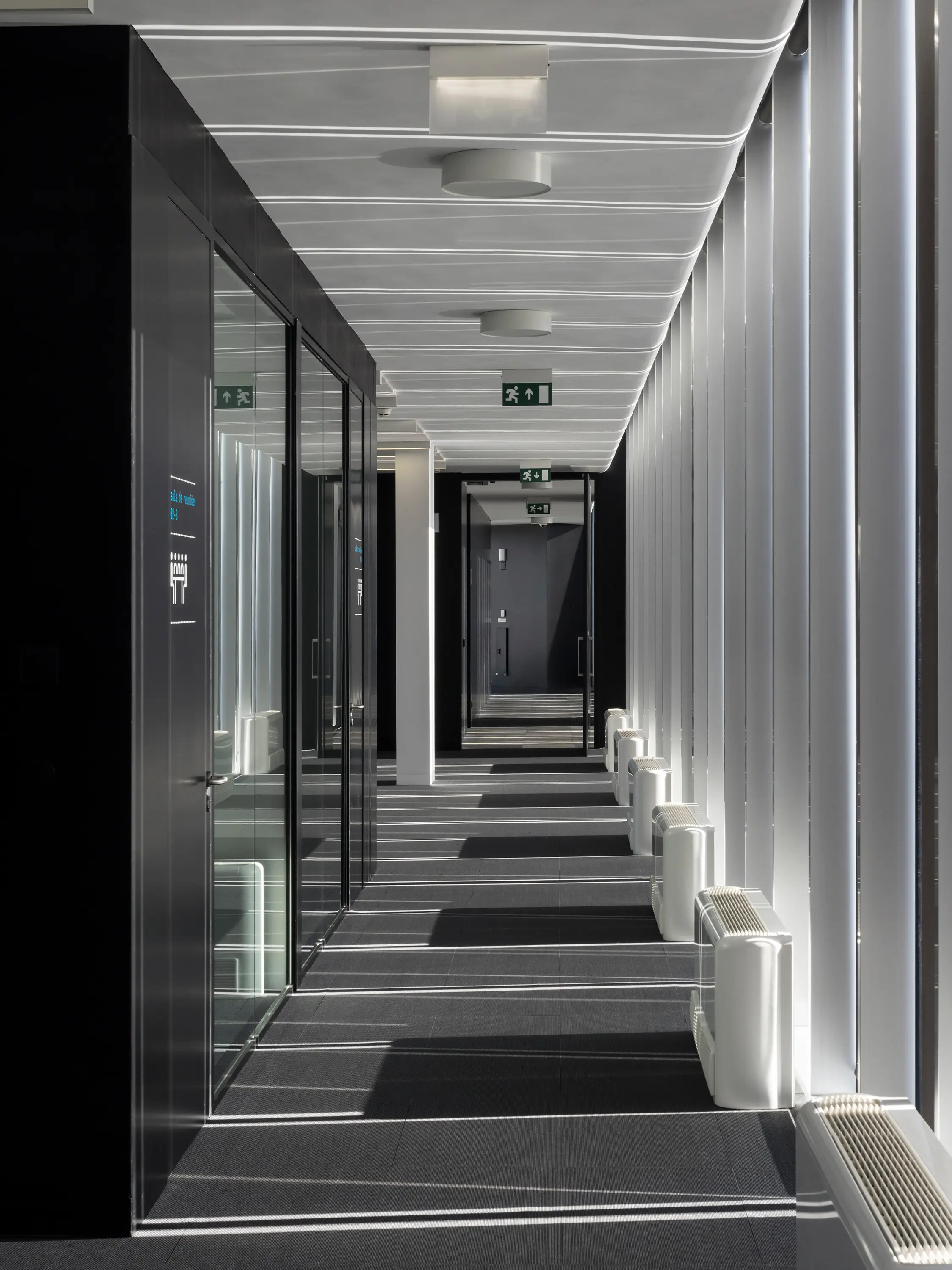 O/M Light - LS | Recessed