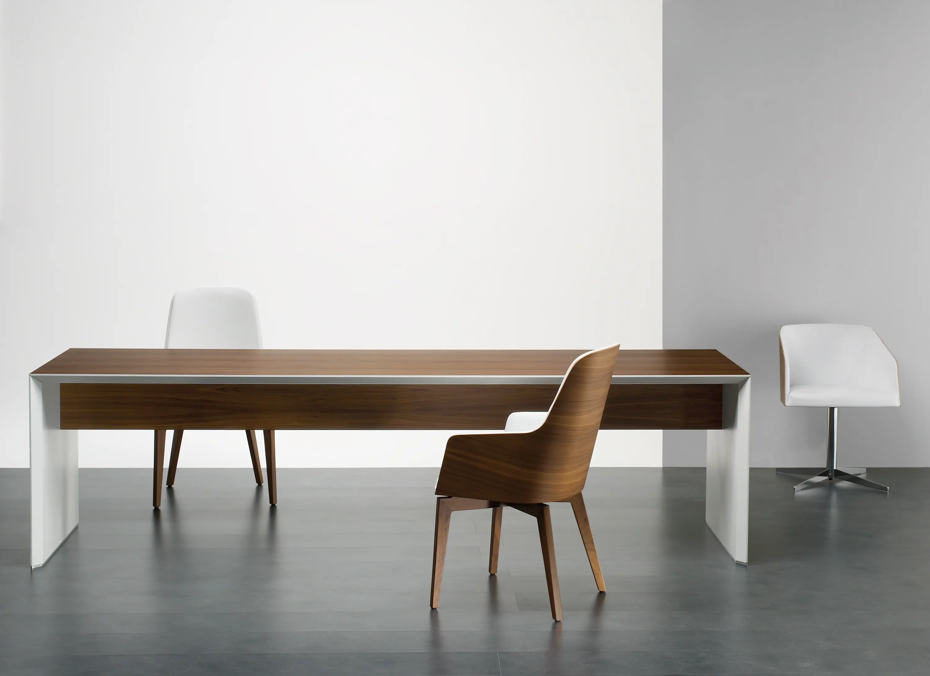 Riccardo Rivoli Design - Marlene 200w round