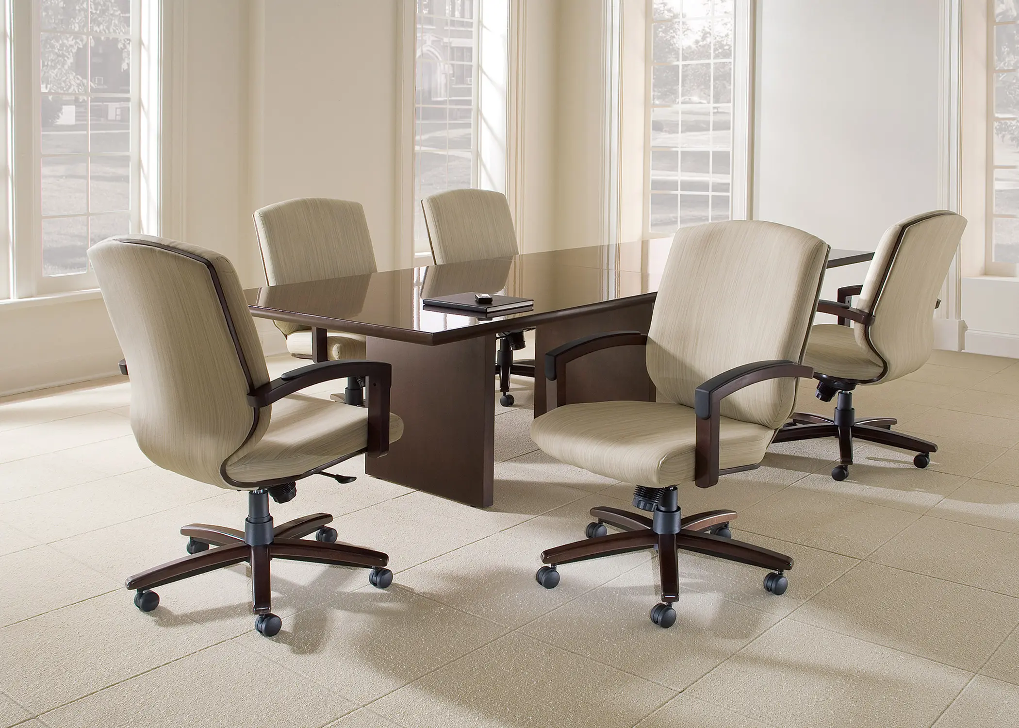 Kimball International - Universal Table