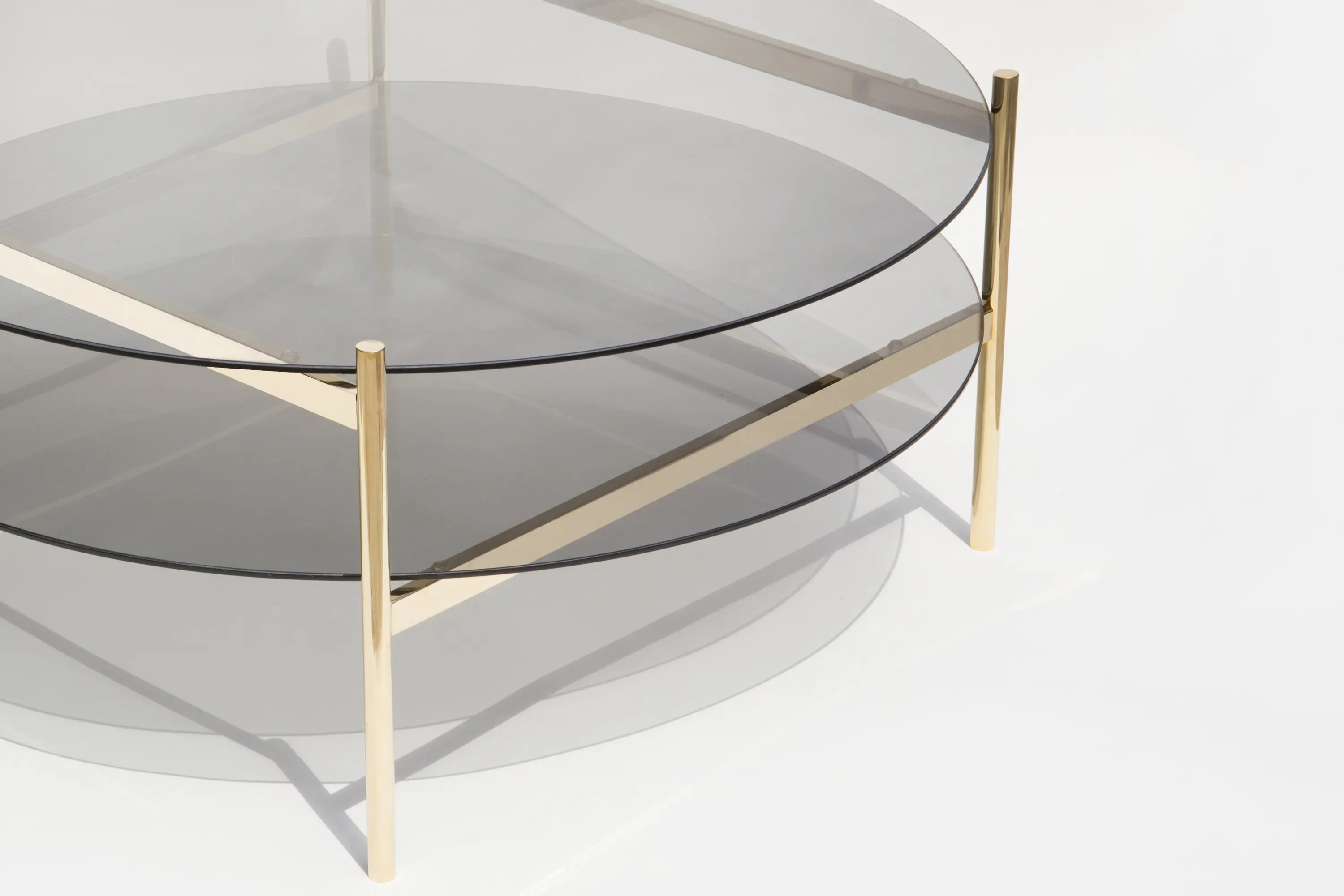 Yield - Duotone Circular Coffee Table | Brass / Smoked