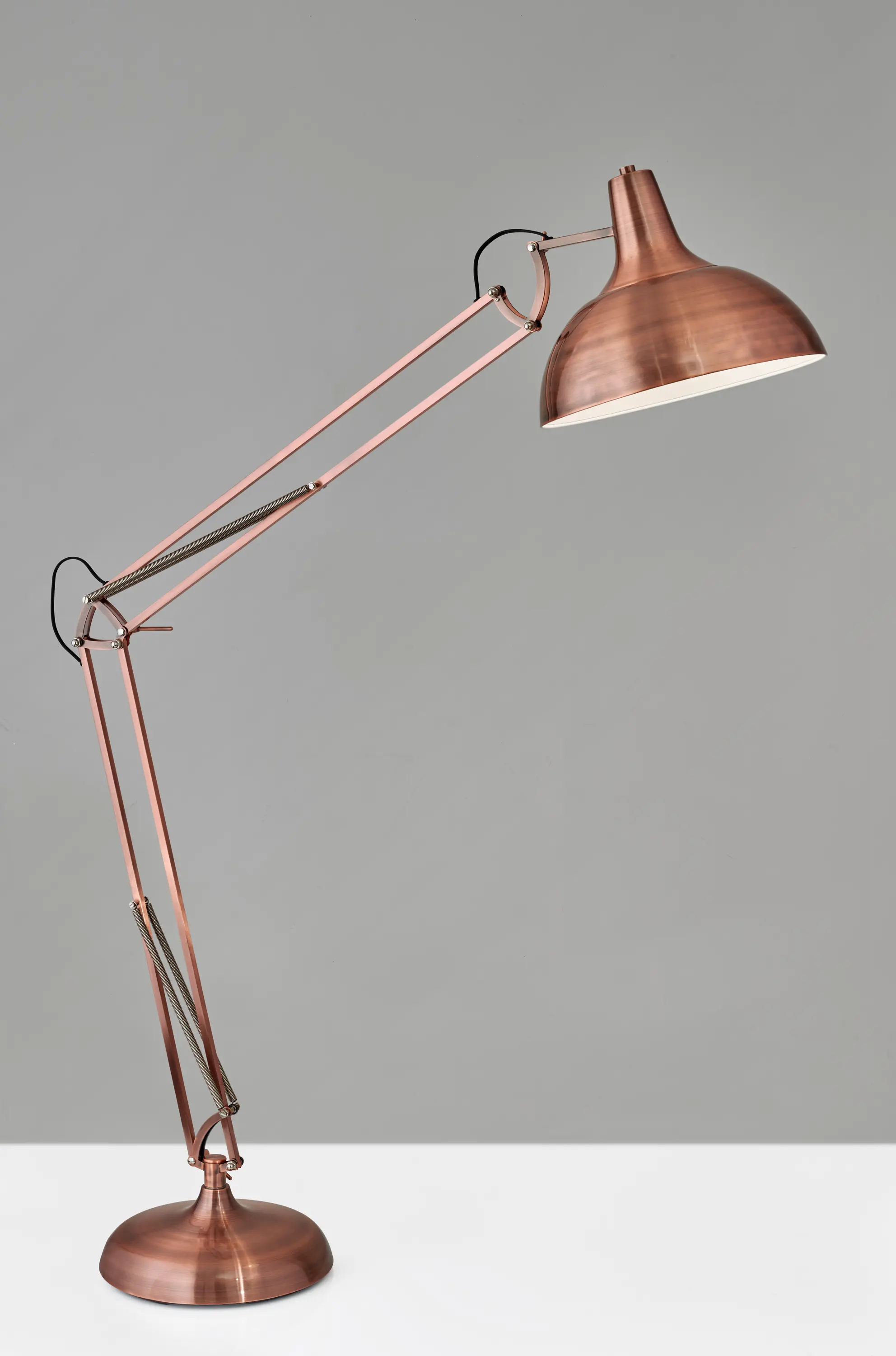 ADS360 - Atlas Floor Lamp