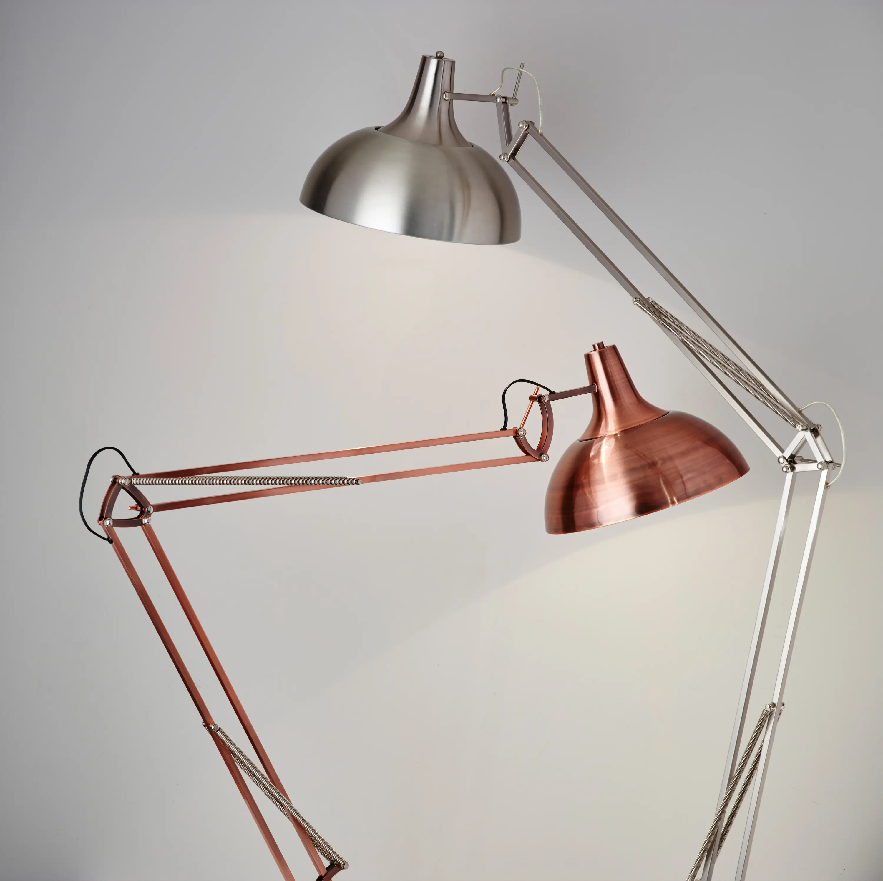 ADS360 - Atlas Floor Lamp