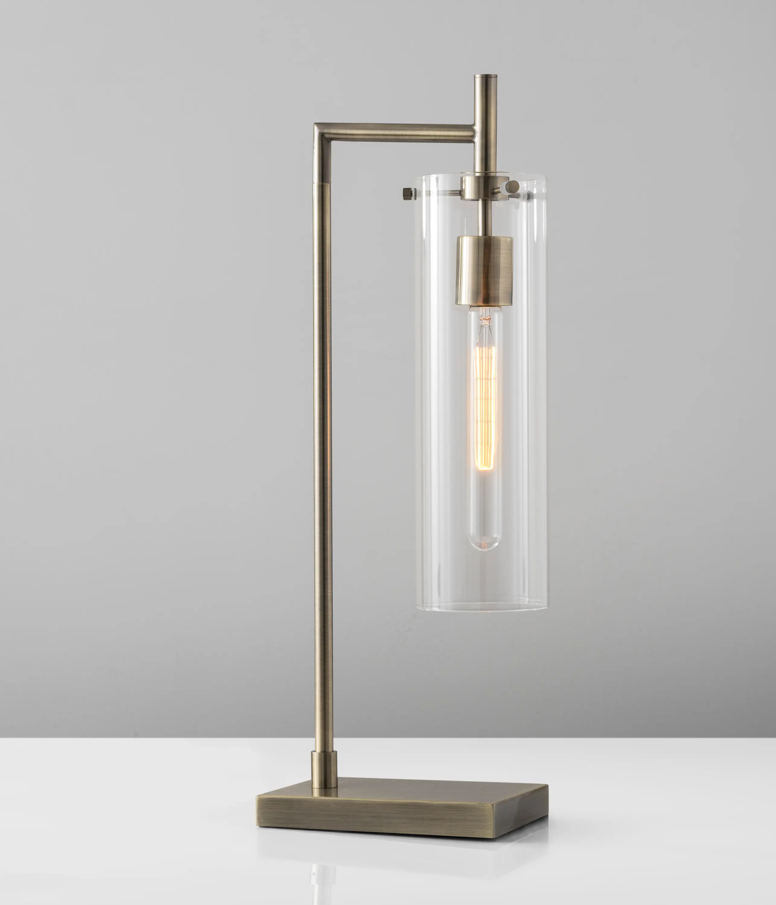 ADS360 - Dalton Table Lamp