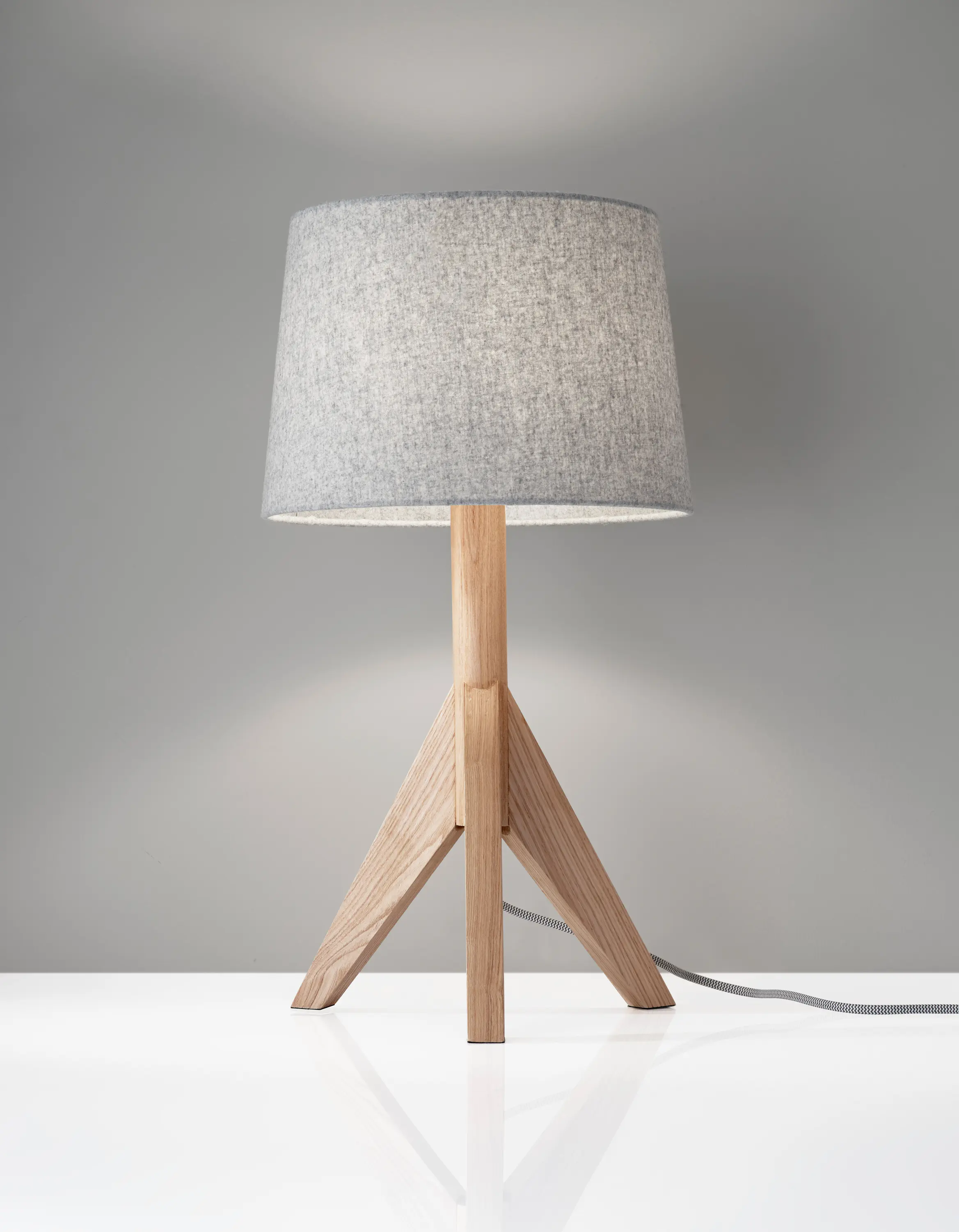 ADS360 - Eden Table Lamp
