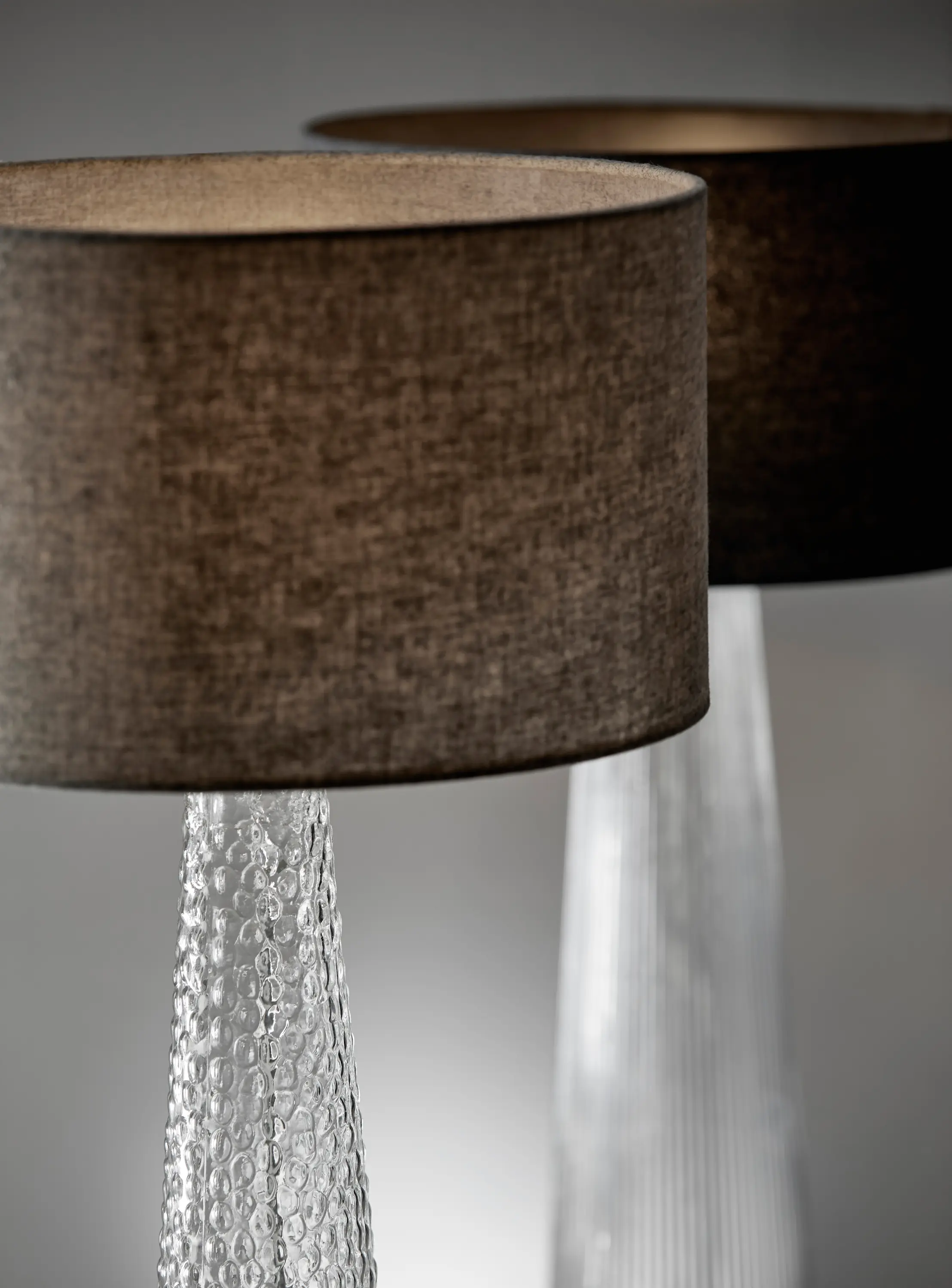 ADS360 - Beverly Table Lamp
