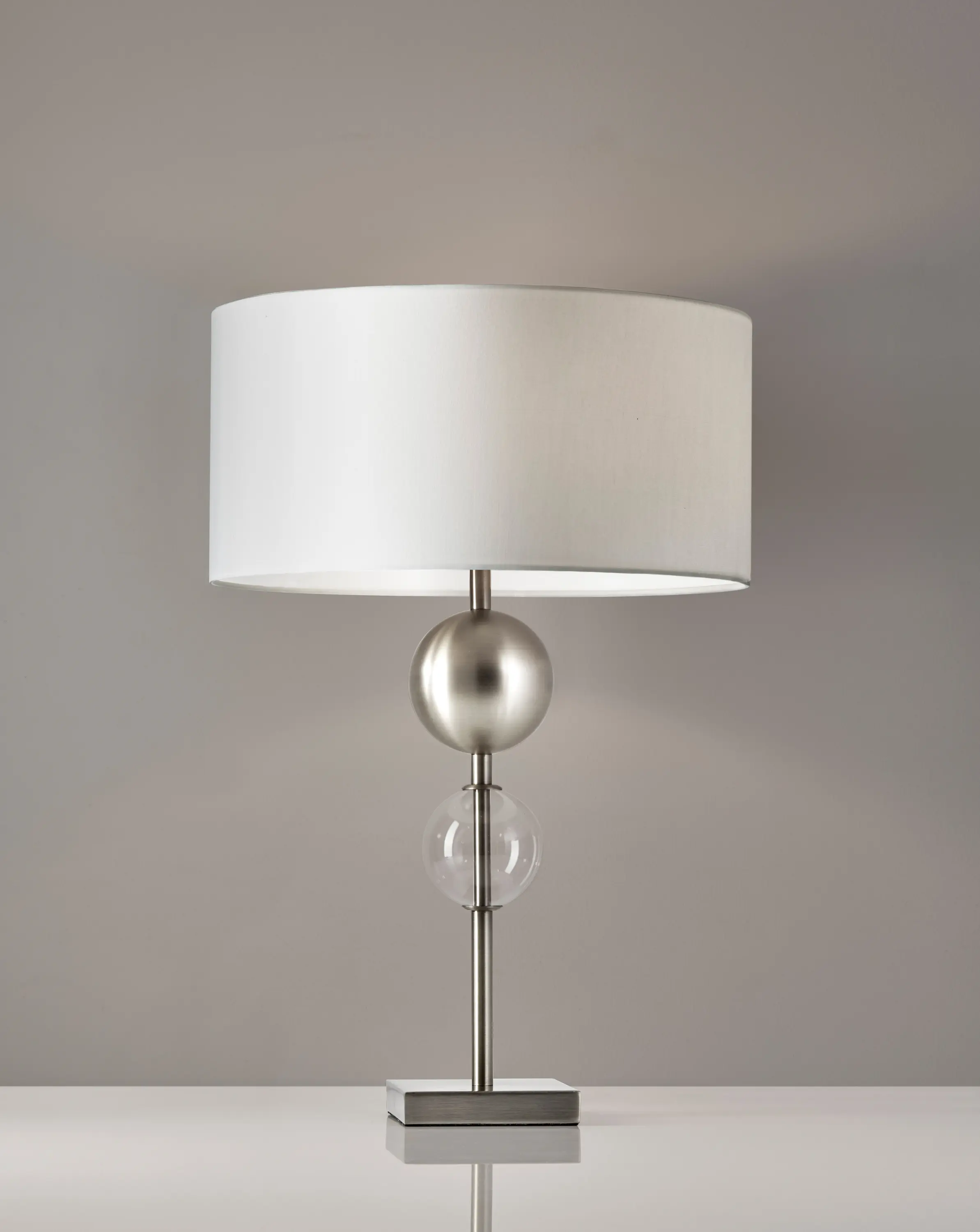 ADS360 - Chloe Table Lamp