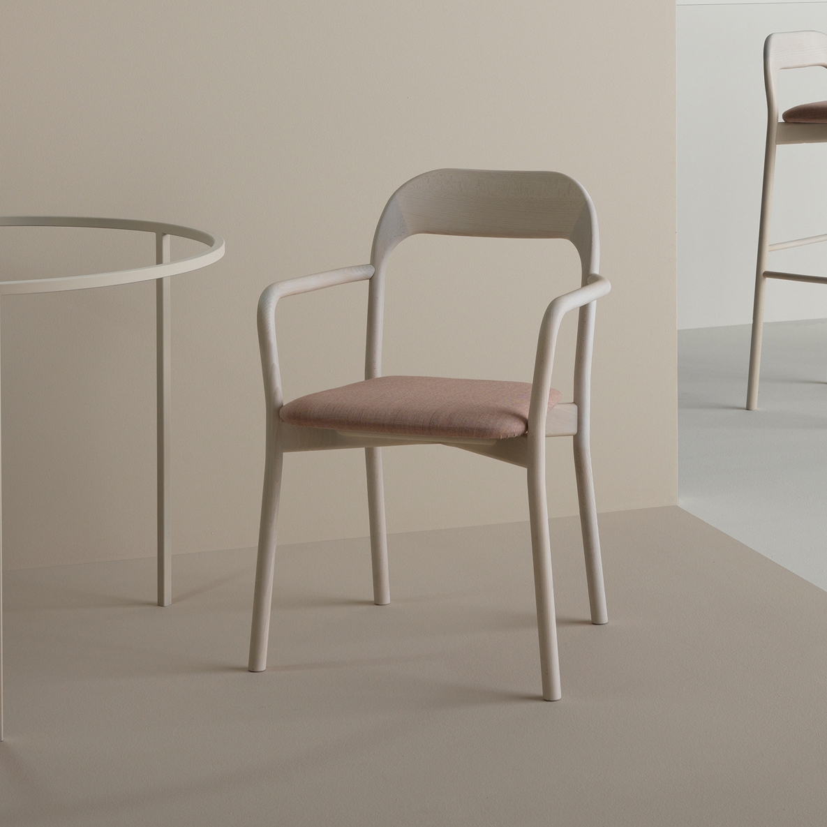 Produkt EARL CONTRACT_94-12/3 des Herstellers Piaval anzeigen