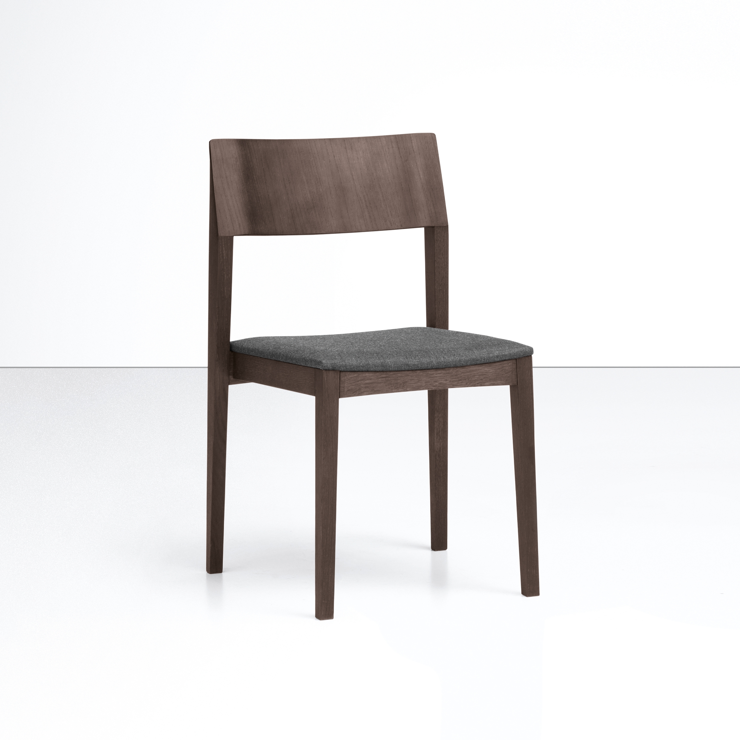 Vertoon produk ELSA CONTRACT_64-11/3 ~ 64-11/3R van vervaardiger Piaval
