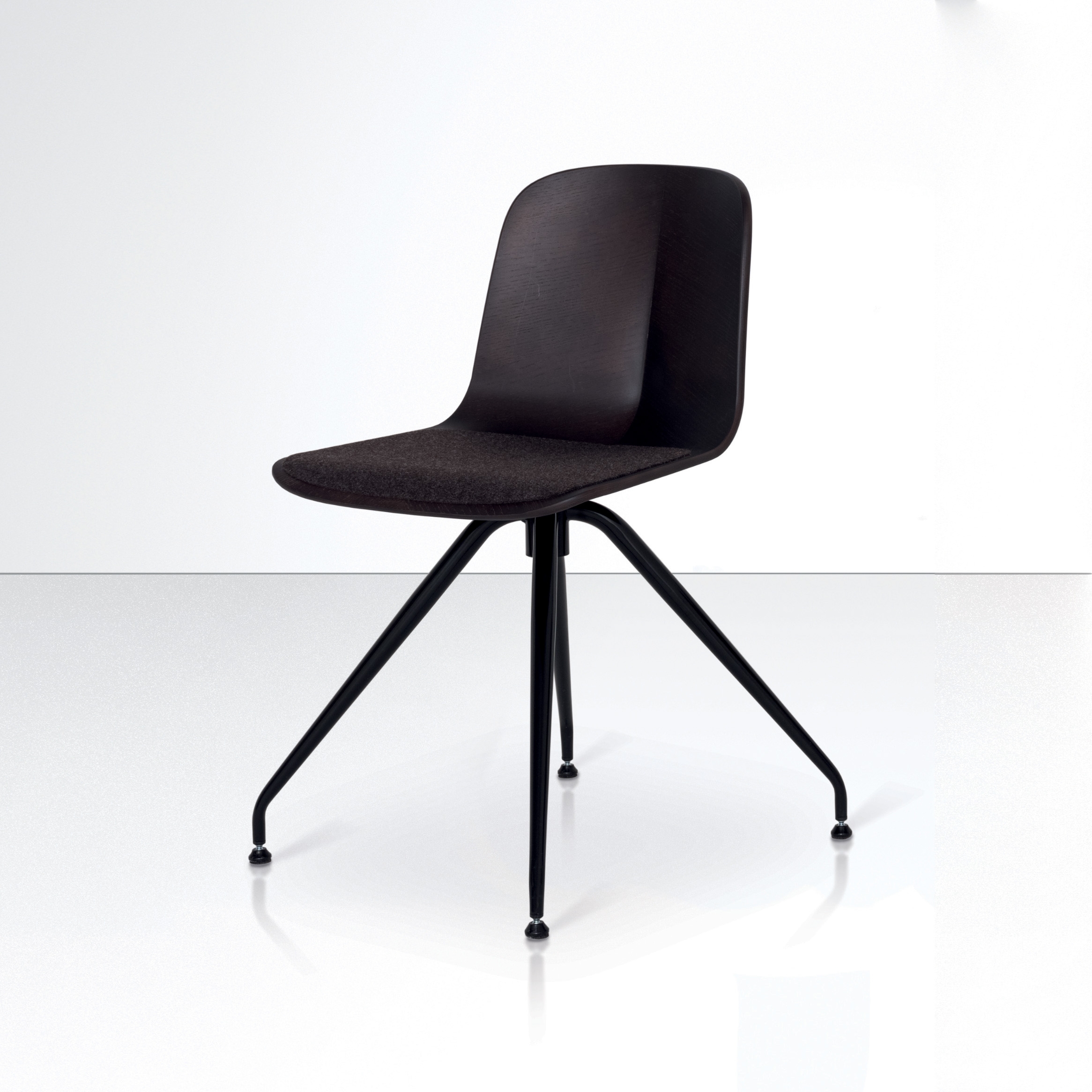 Produkt HERRINGBONE_CONTRACT_115-11/B6 ~ 115-12/B6 des Herstellers Piaval anzeigen