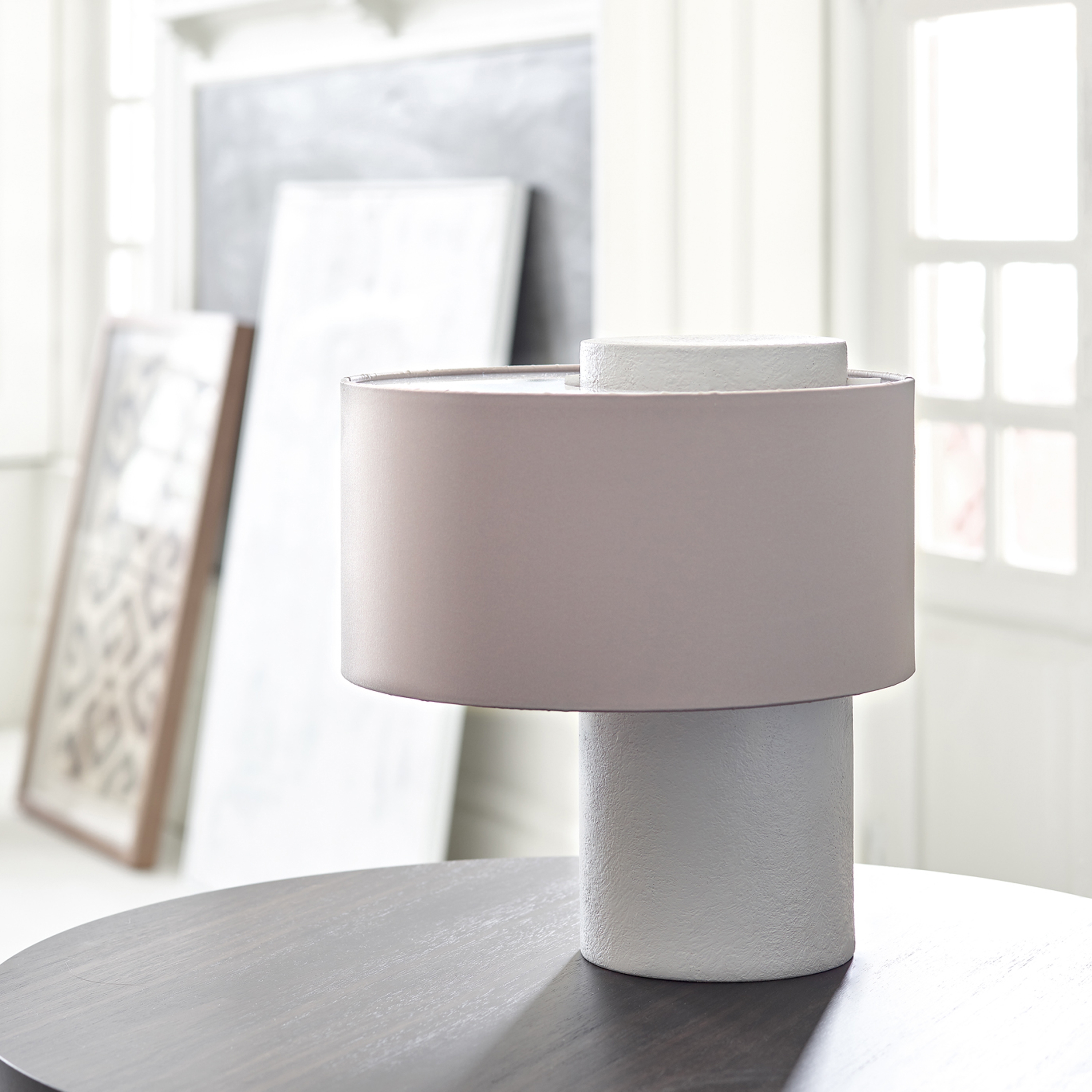 Mostrar el producto Bobo Table Lamp Cement del fabricante HMD Furniture