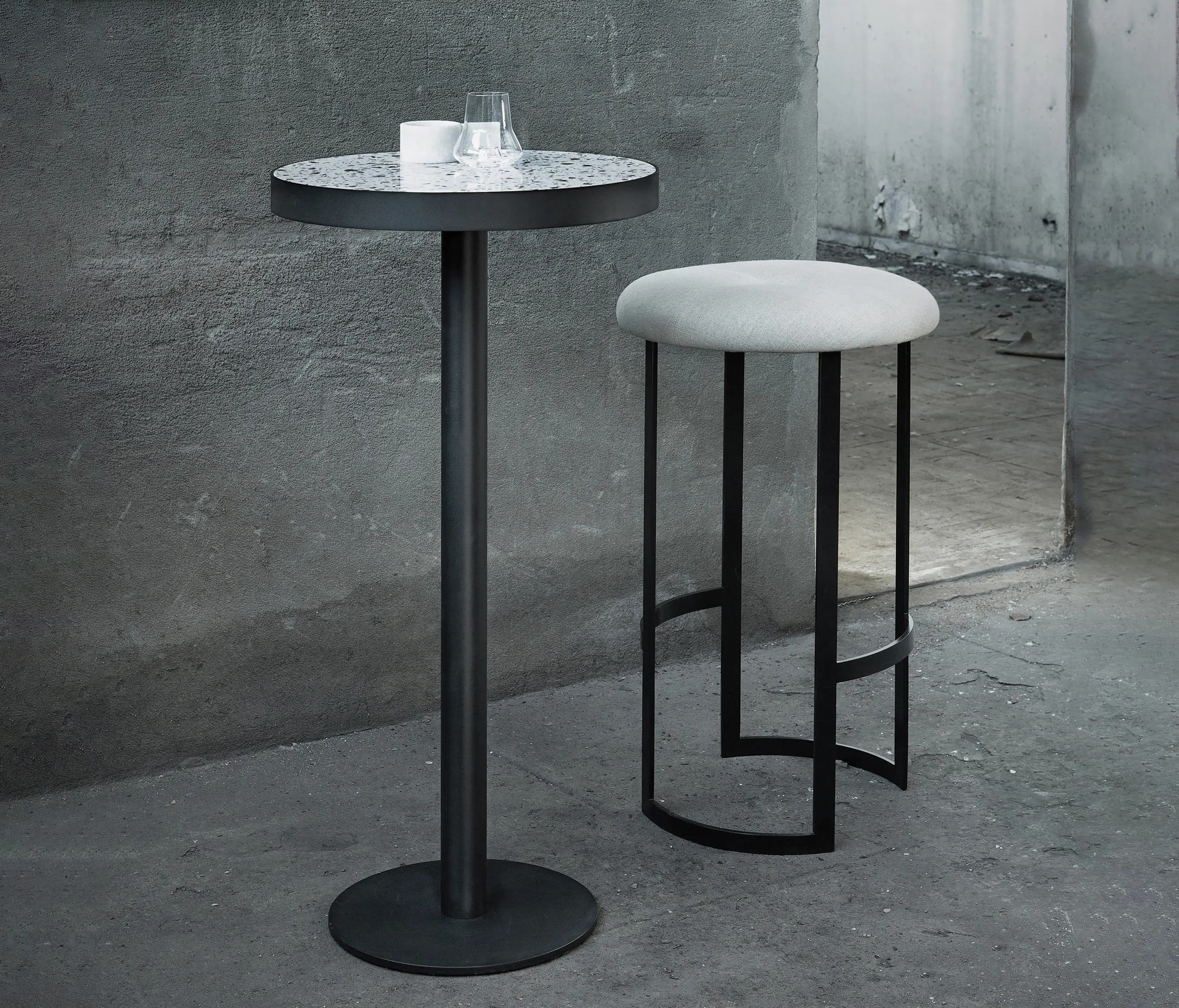 HMD Furniture - Please Bar Table