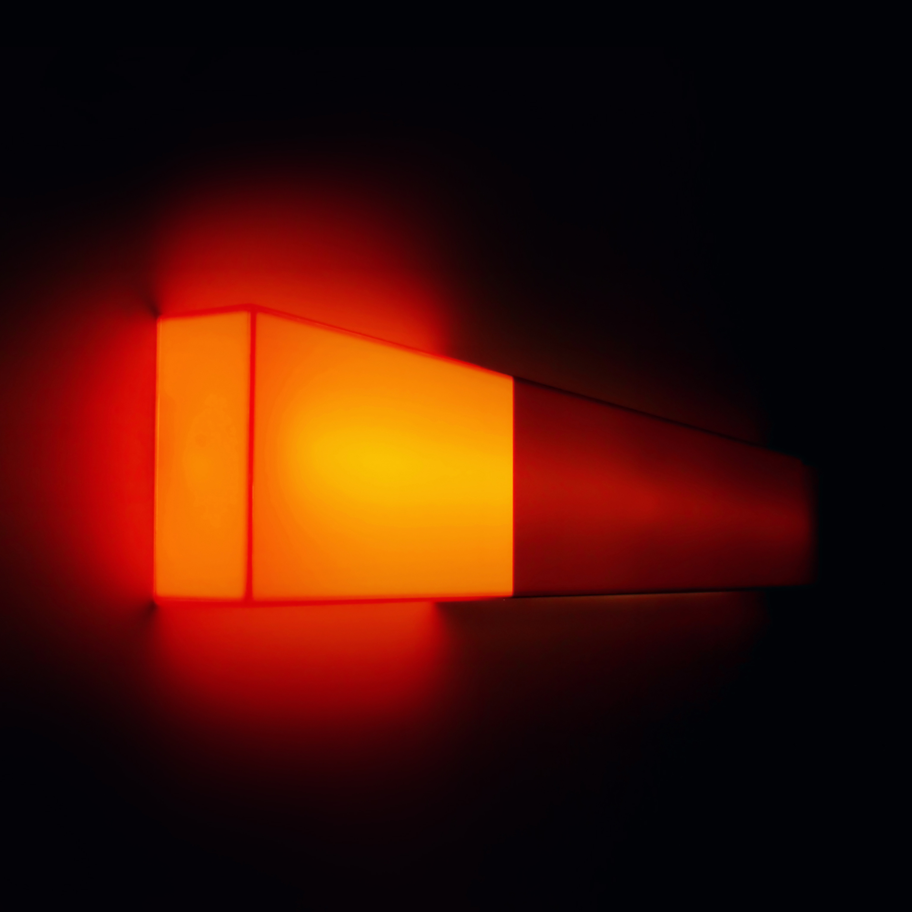 Display product Luma Light | Long Horizontal: Orange and Dark Bronze from manufacturer Videre Licet