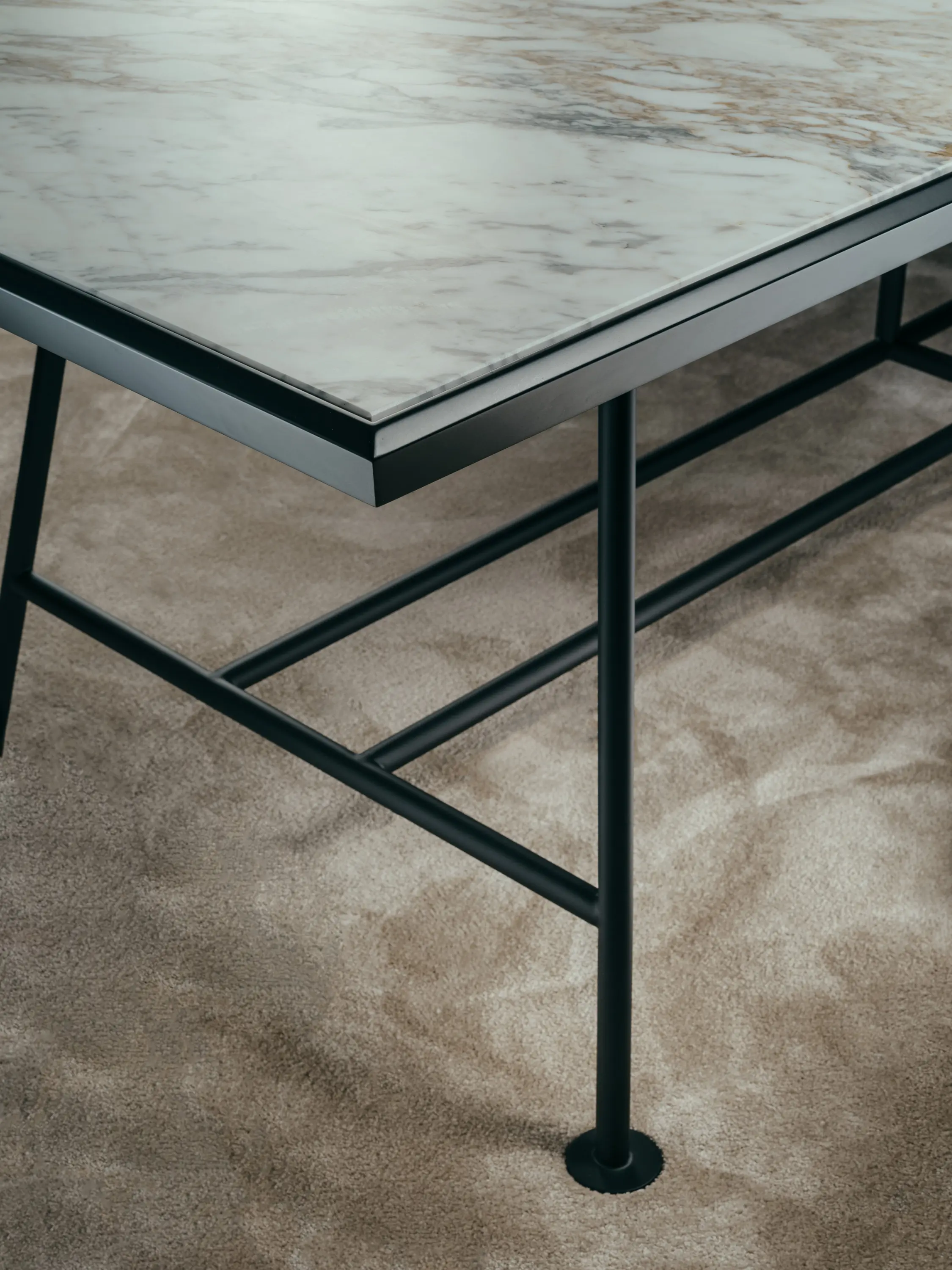 GIOPAGANI - ABSINTHE Dining Table
