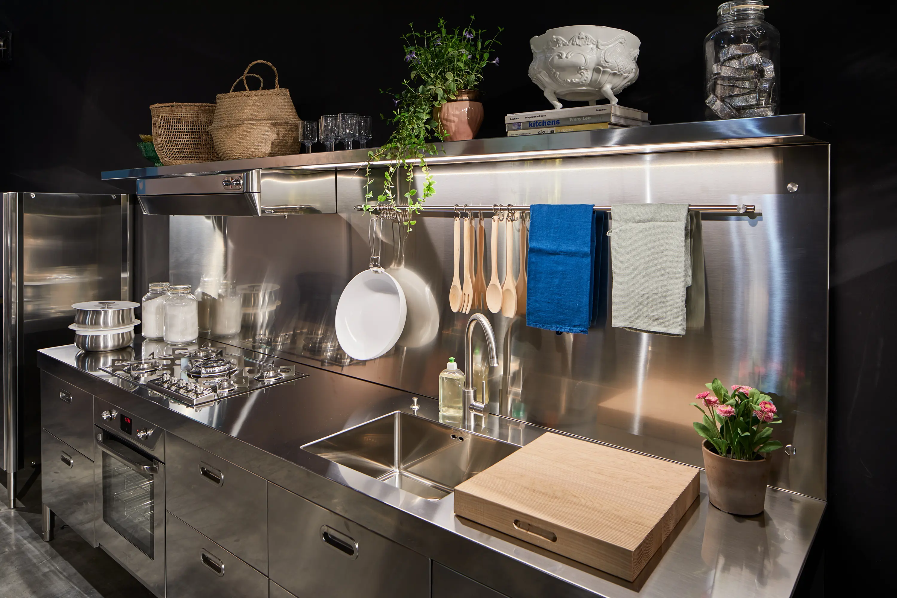 ALPES-INOX - Ladle racks and wall shelves MPL