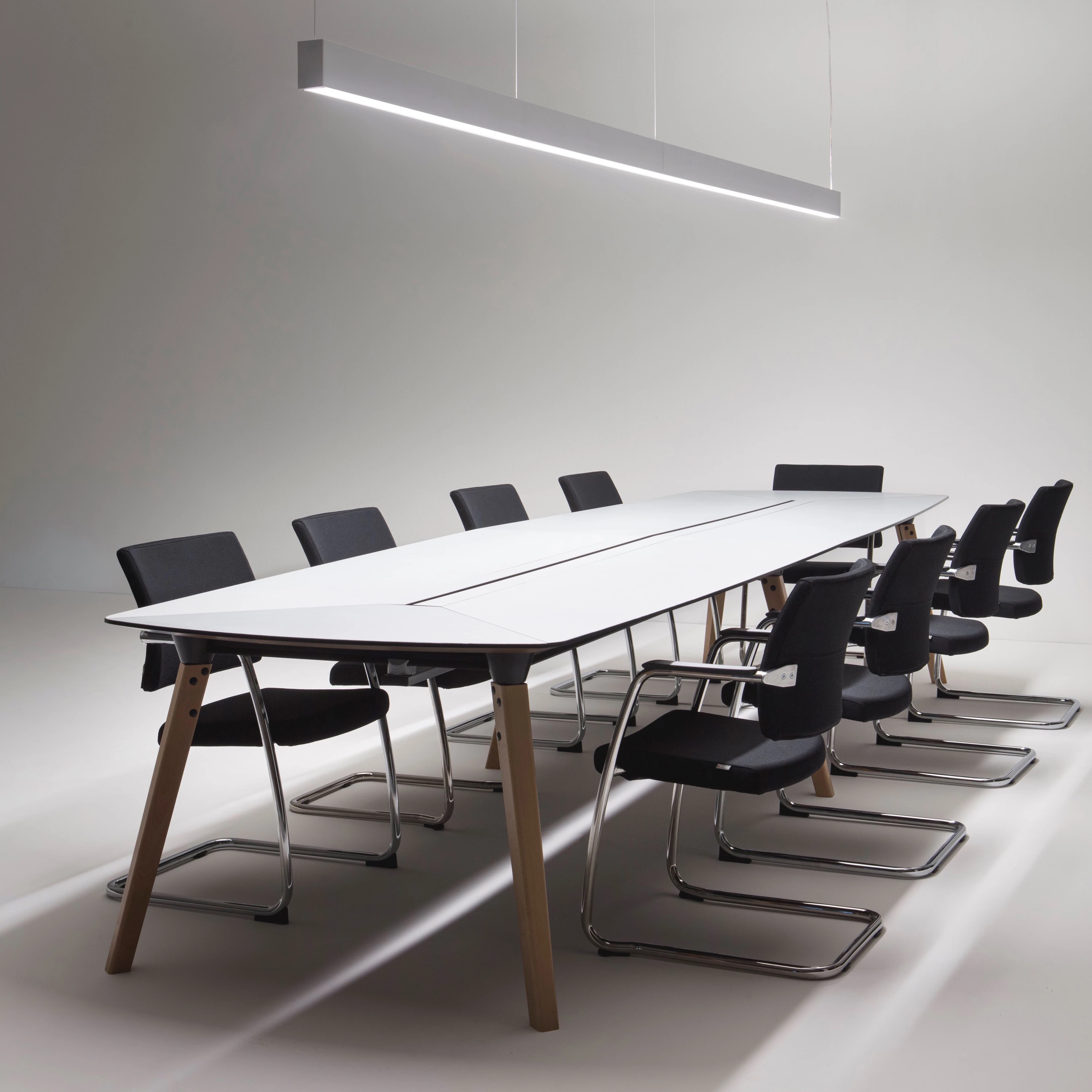 MEETING + CONFERENCE TABLES