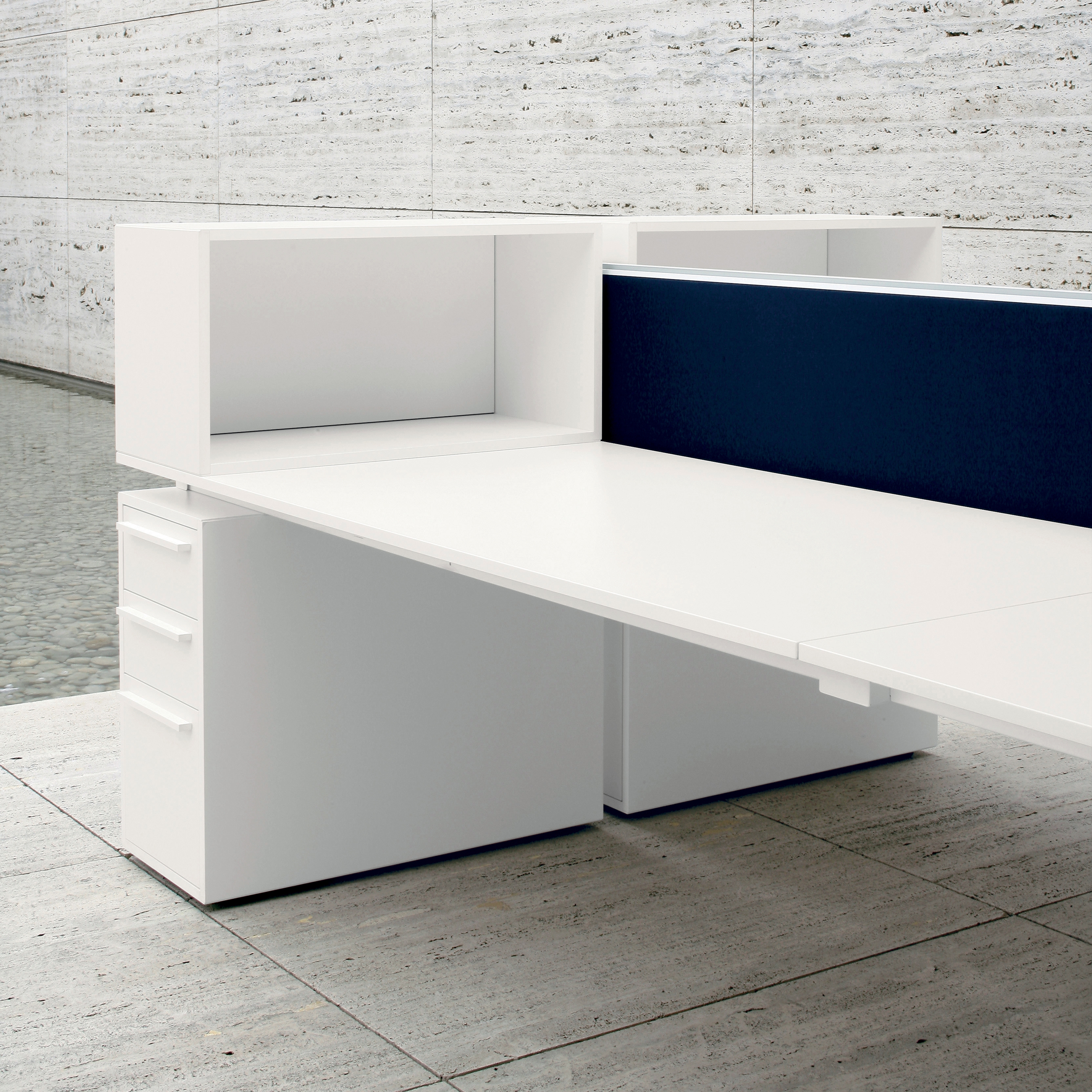 Mostra il prodotto Cartesio Workstation del produttore Faram 1957