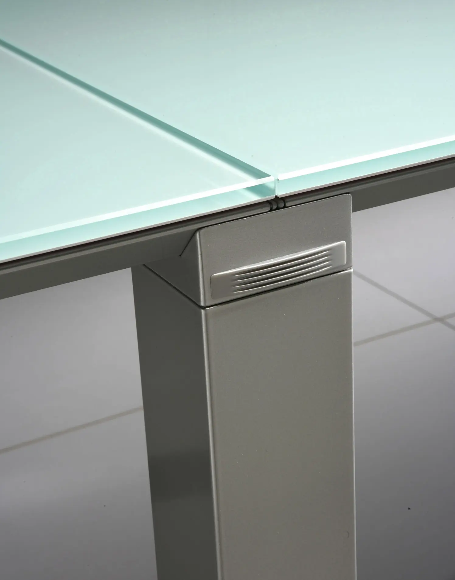 Faram 1957 - FD205 meeting table