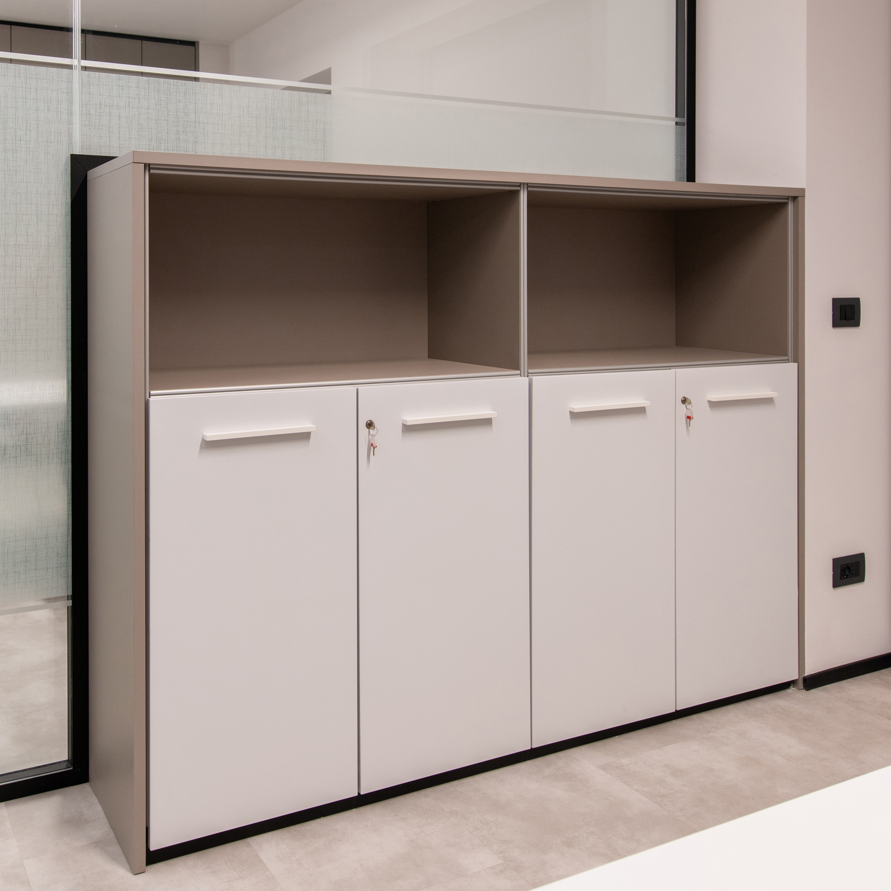 Mostrar el producto CO & Storage Units del fabricante Faram 1957