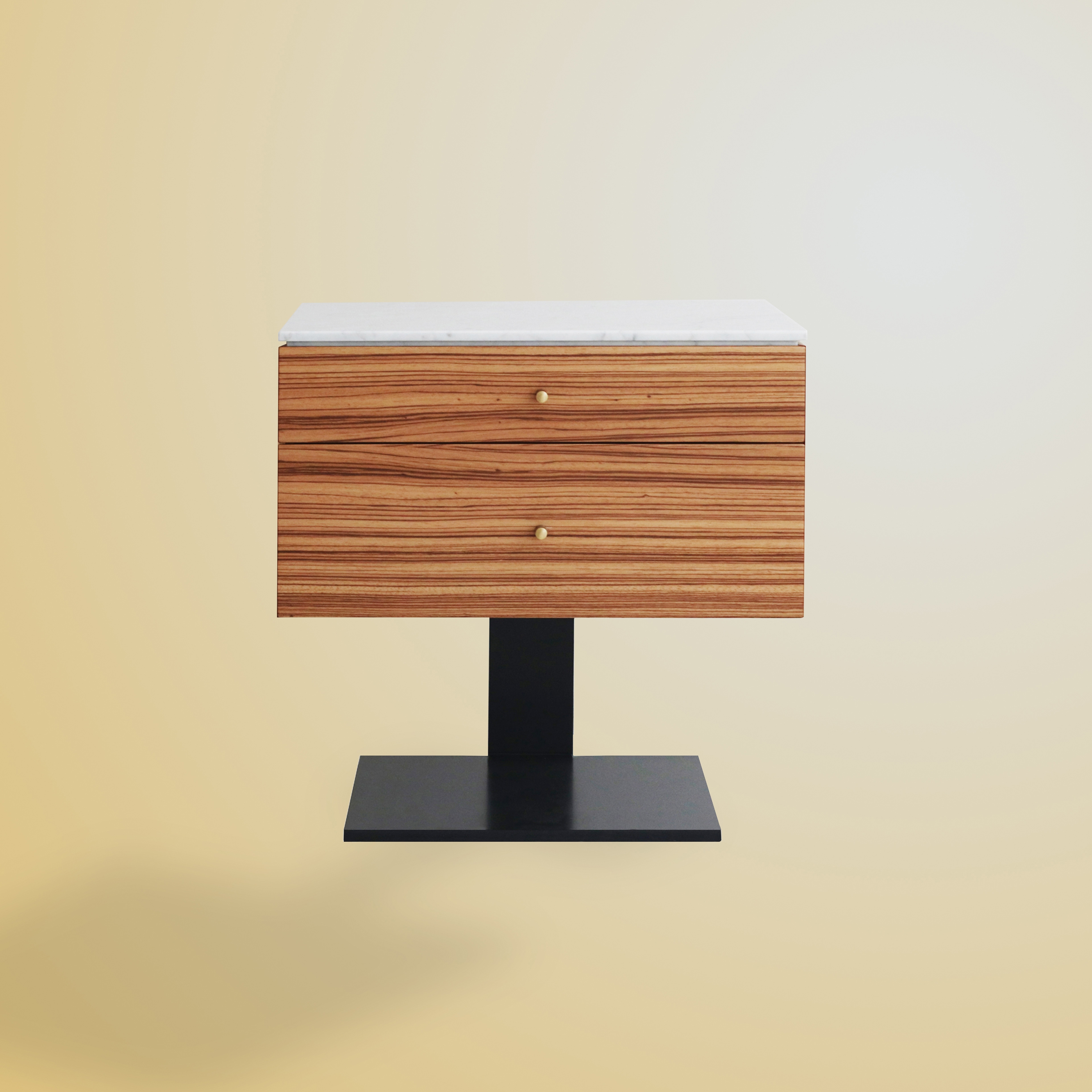 Mostra il prodotto Fiennes Bedside Table del produttore Ivar London