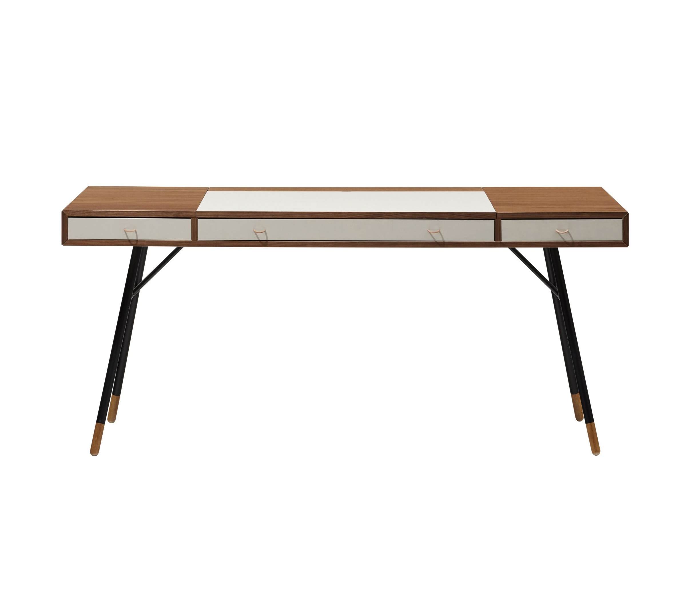 Produkt Cupertino Schreibtisch T047 des Herstellers BoConcept anzeigen
