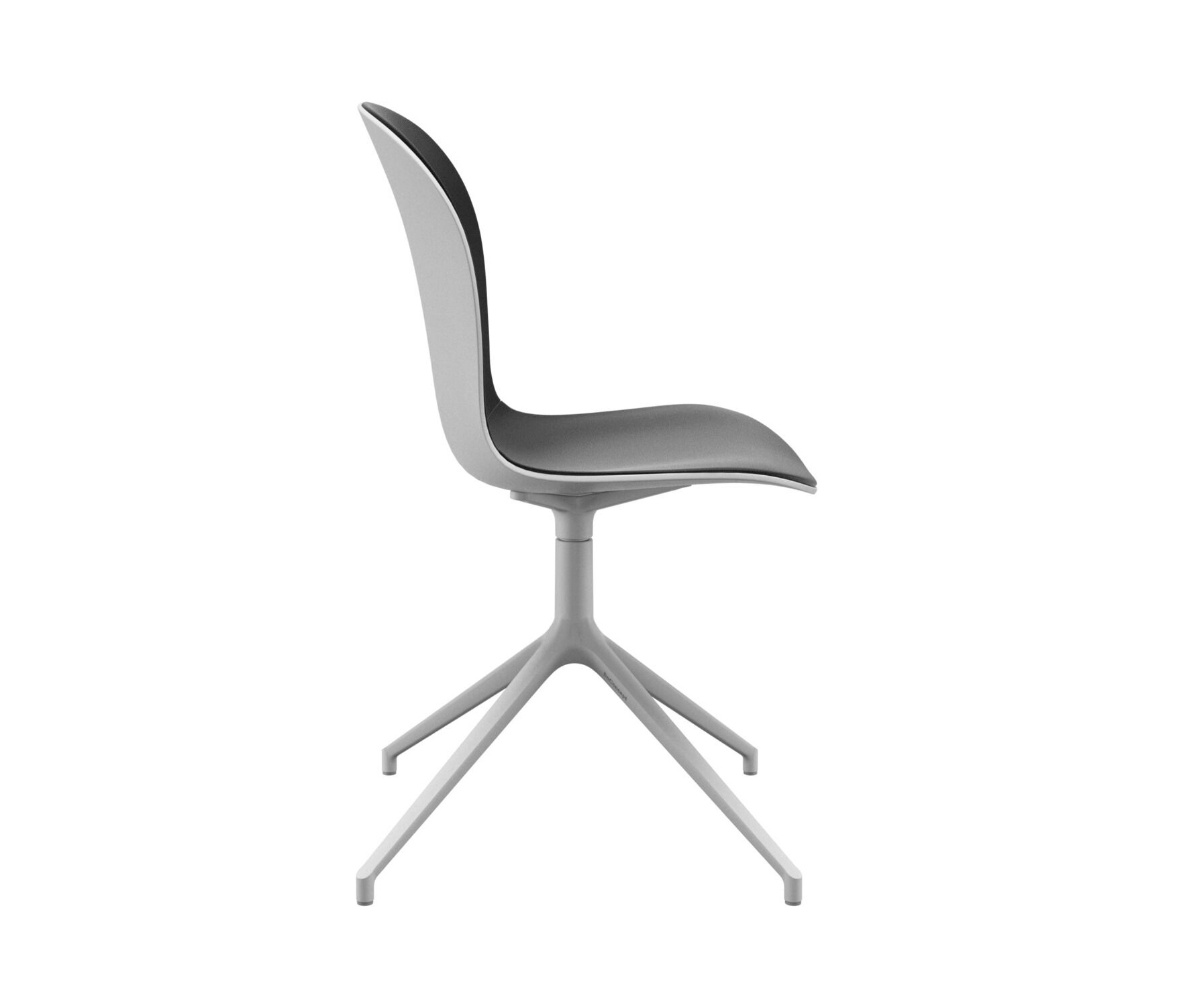 Display product Adelaide Chair D109 with swivel function from manufacturer BoConcept