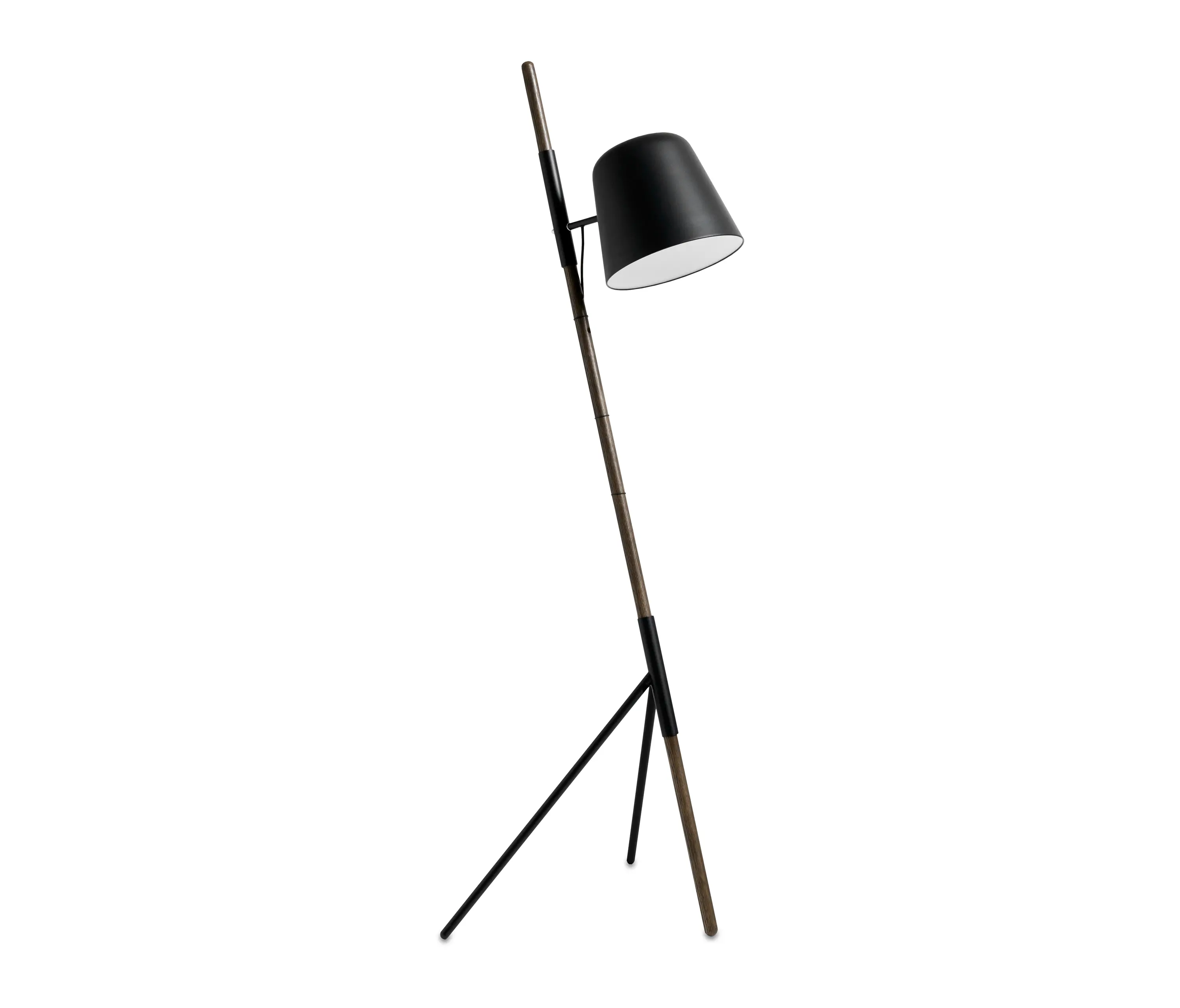 BoConcept フロアランプ Outrigger 北欧デザイン 三脚スタンド OUTRIGGER - FLOOR - Free-standing lights from BoConcept