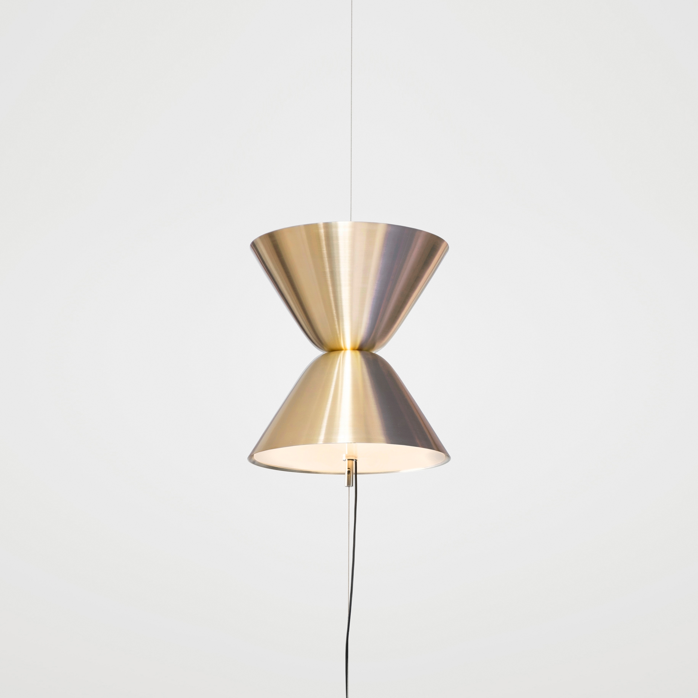 Mostra il prodotto Aureole Brass del produttore Daniel Becker Studio