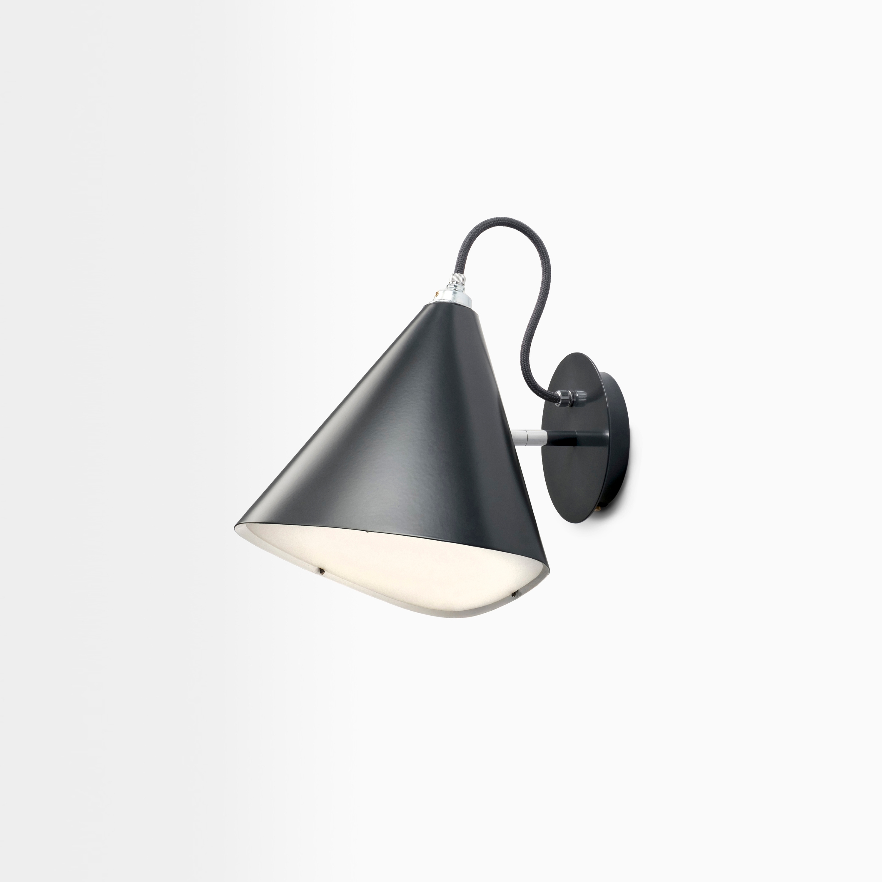 Mostra il prodotto Emily Wall del produttore Daniel Becker Studio