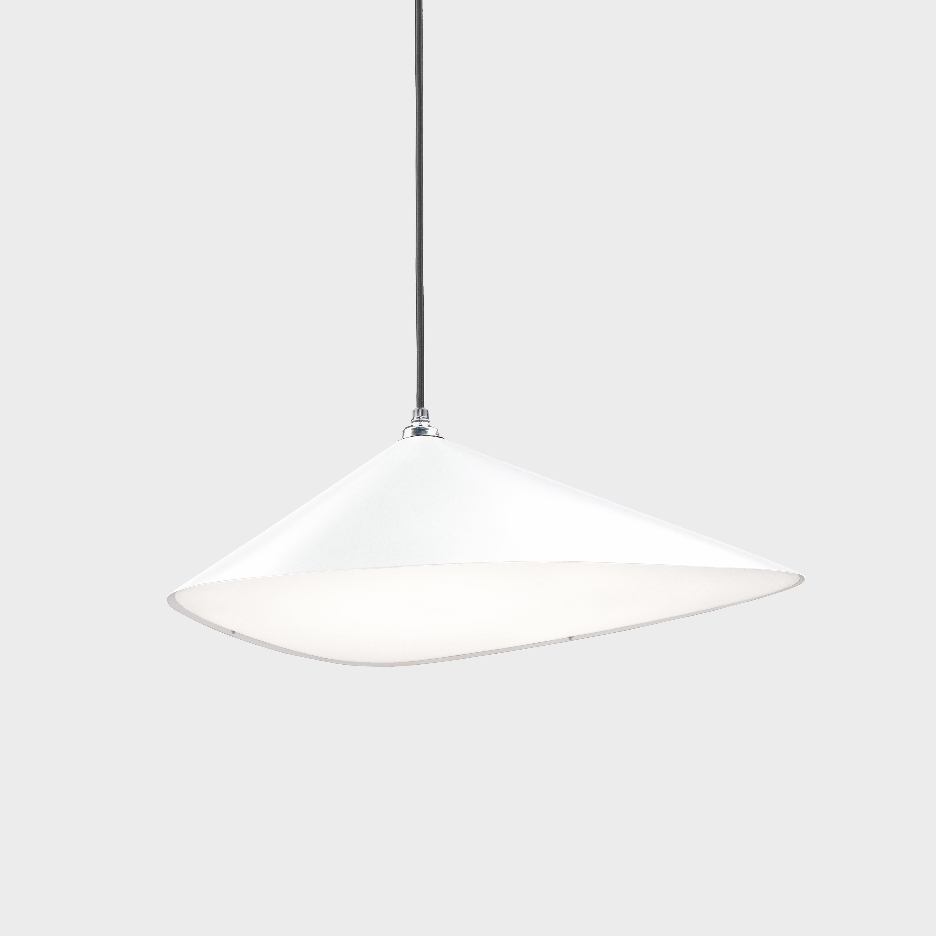 Emily I semi-matte white