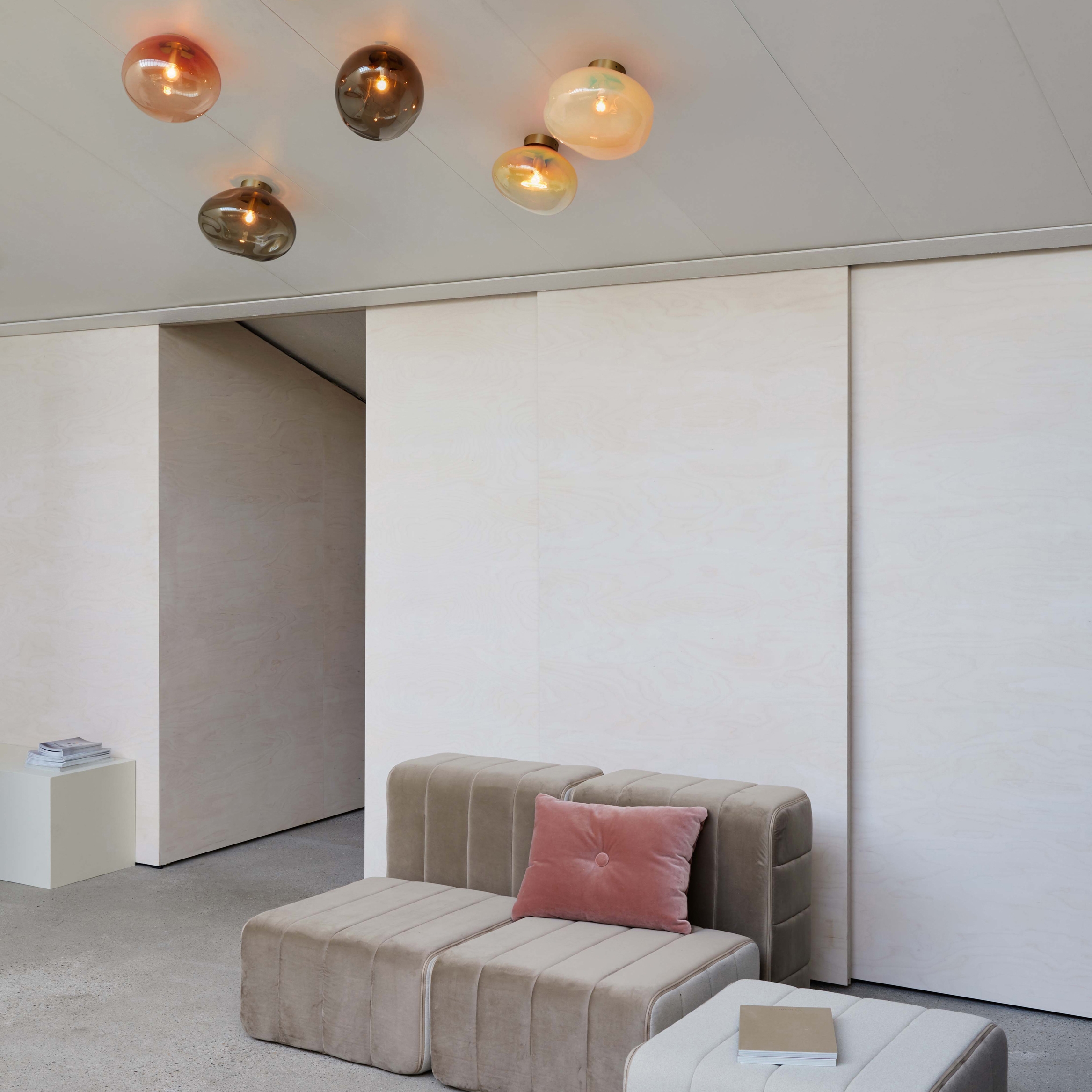 WALL AND CEILING LAMPS