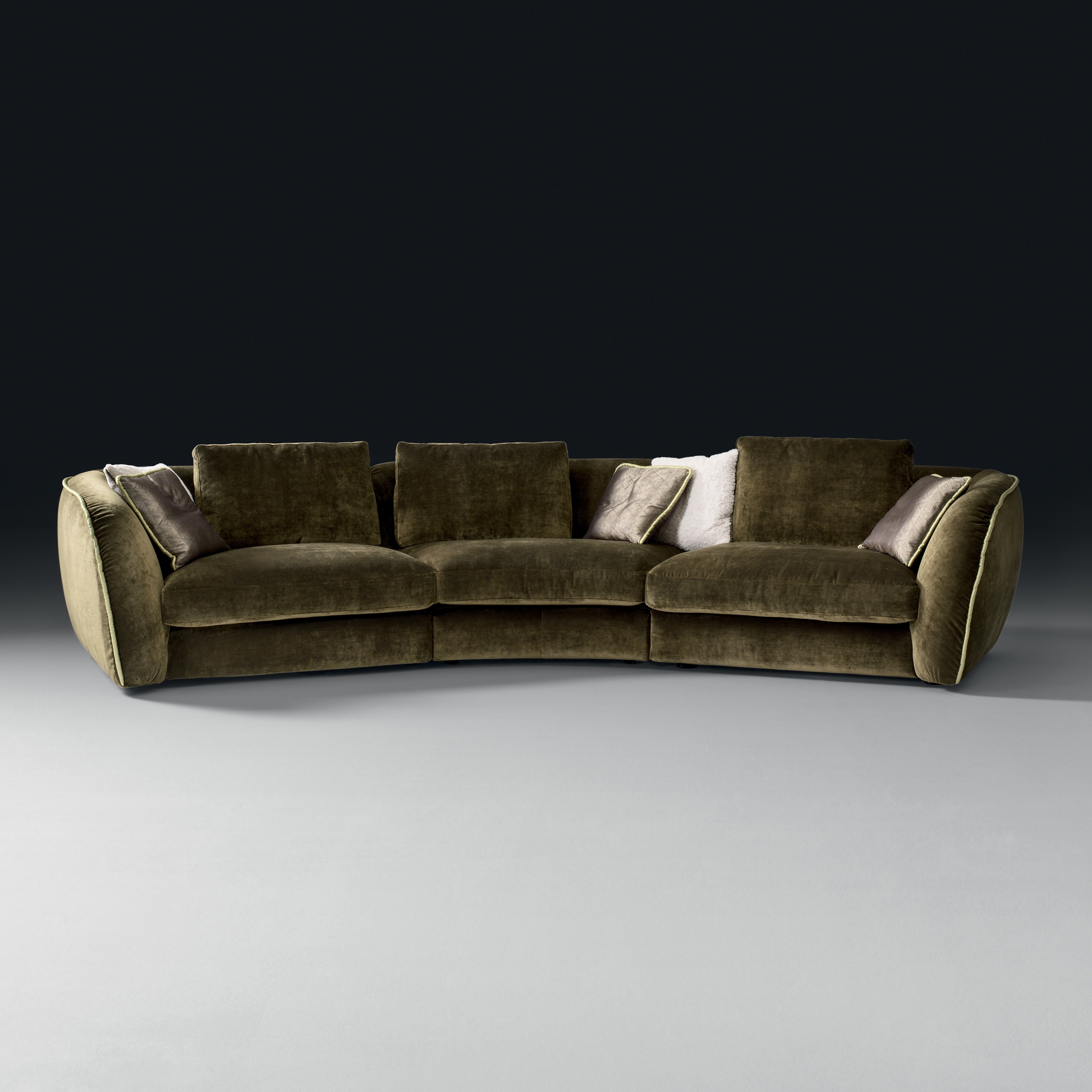 Display product Levante Sofa from manufacturer black tie