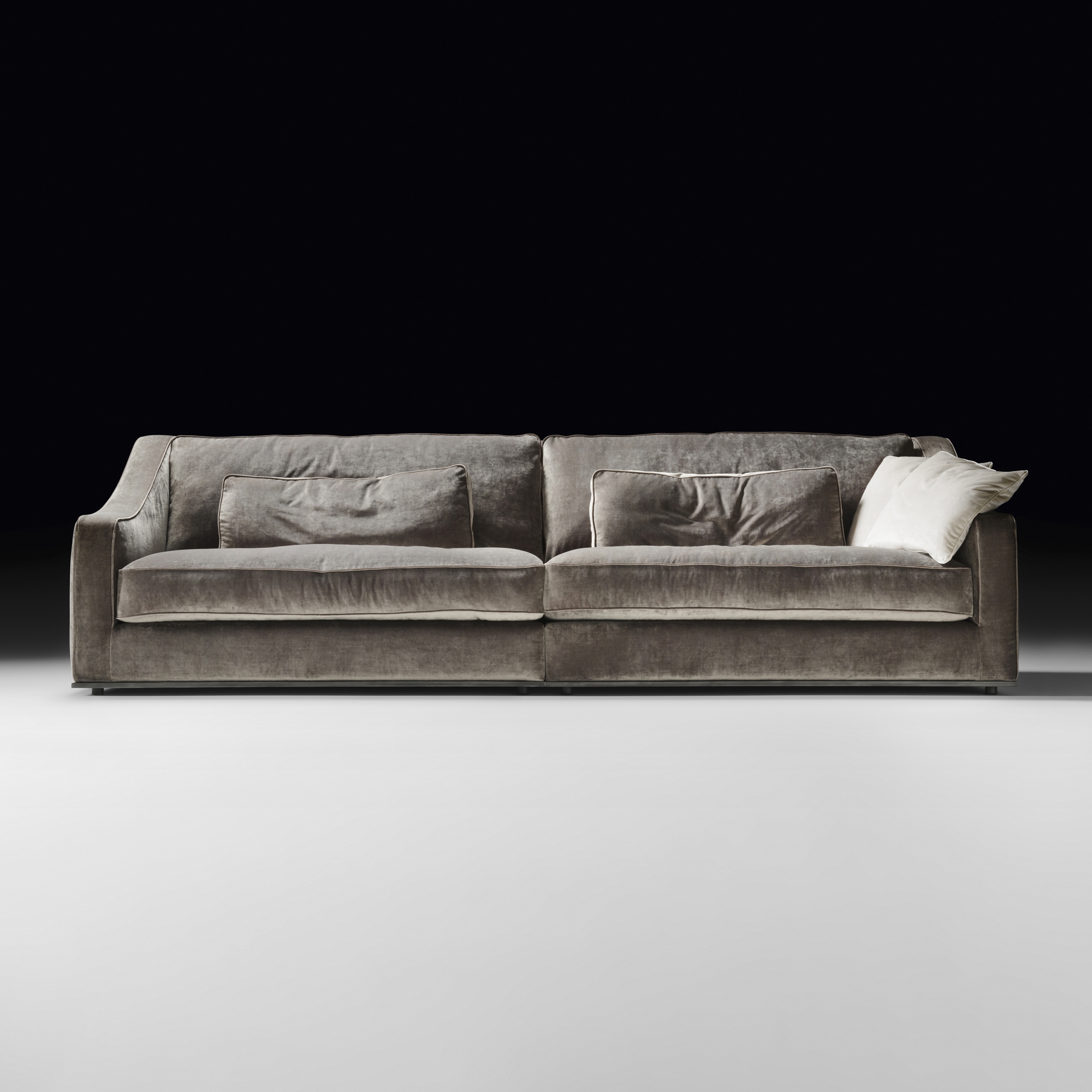 Display product Martin Sofa from manufacturer black tie