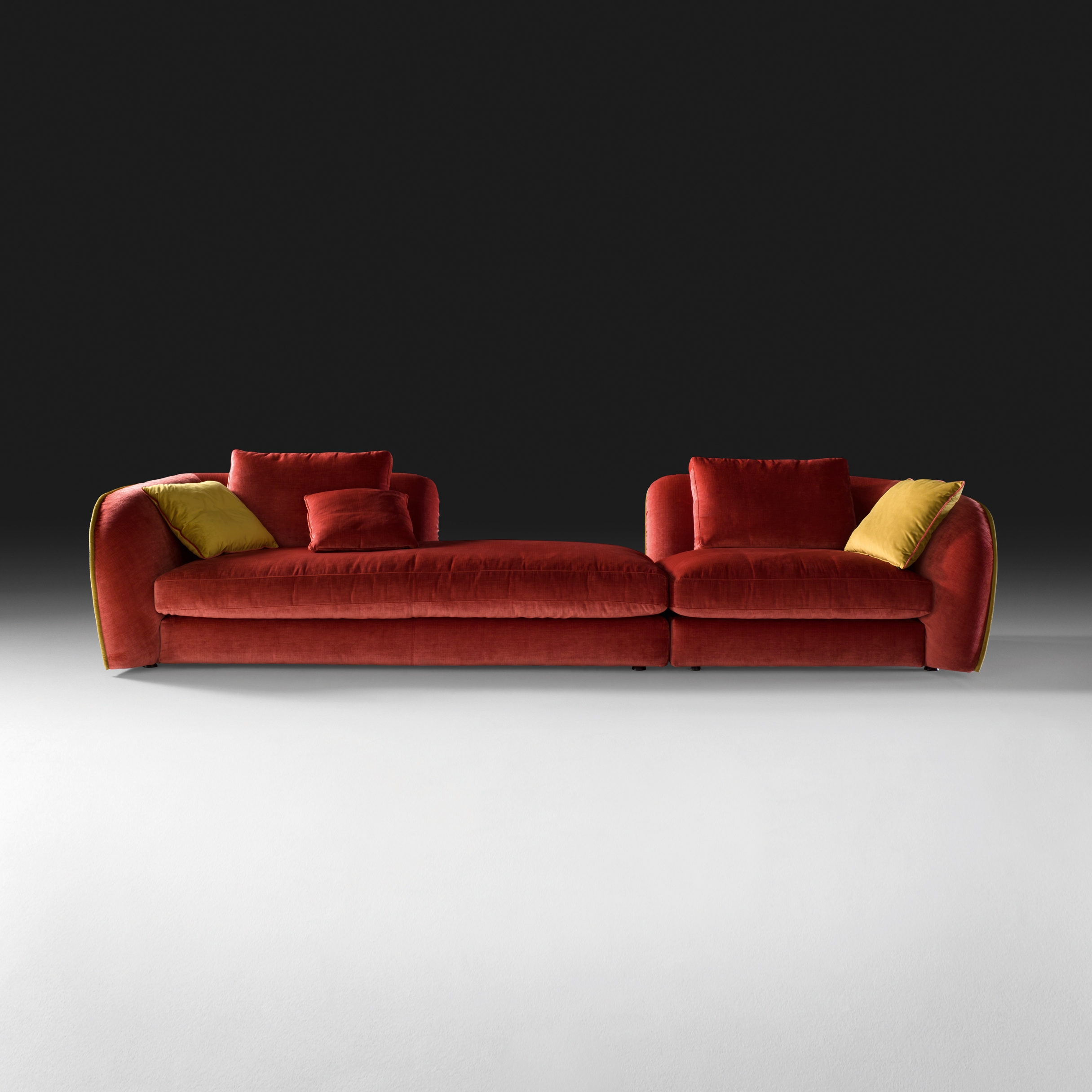Display product Levante Sofa from manufacturer black tie
