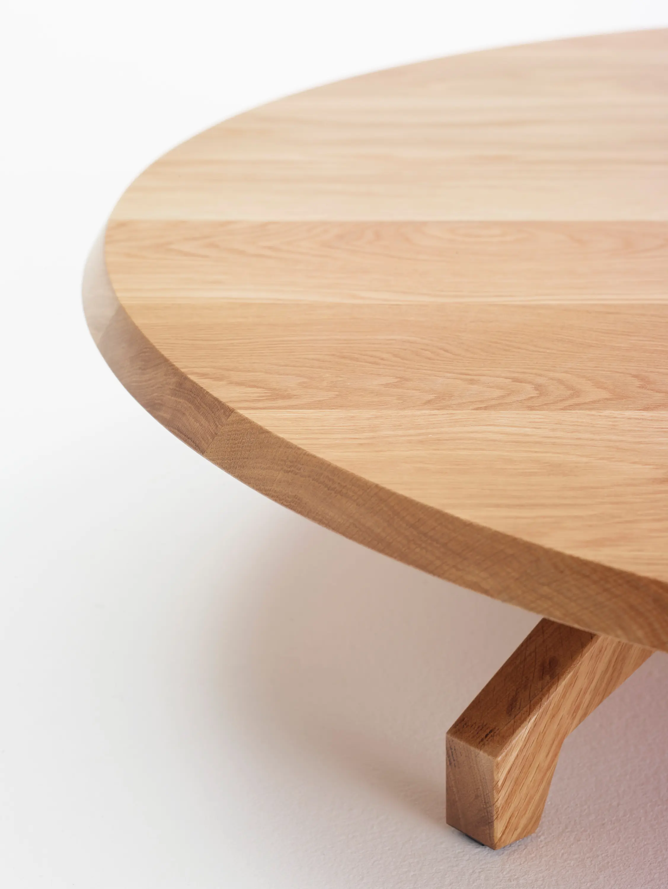 Schiavello International Pty Ltd - Bomba Round Table
