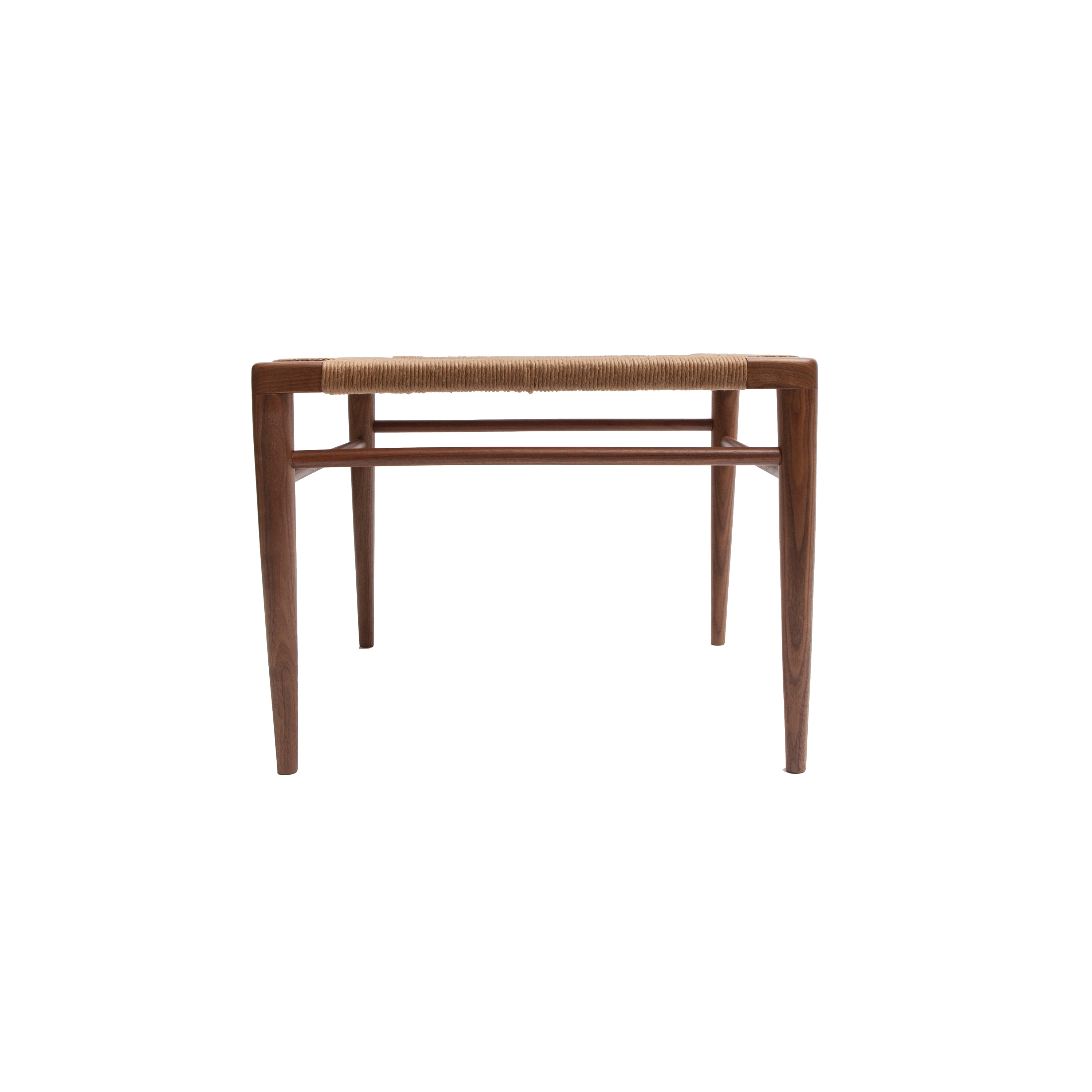 Produkt Woven Rush Ottoman des Herstellers Smilow Design anzeigen