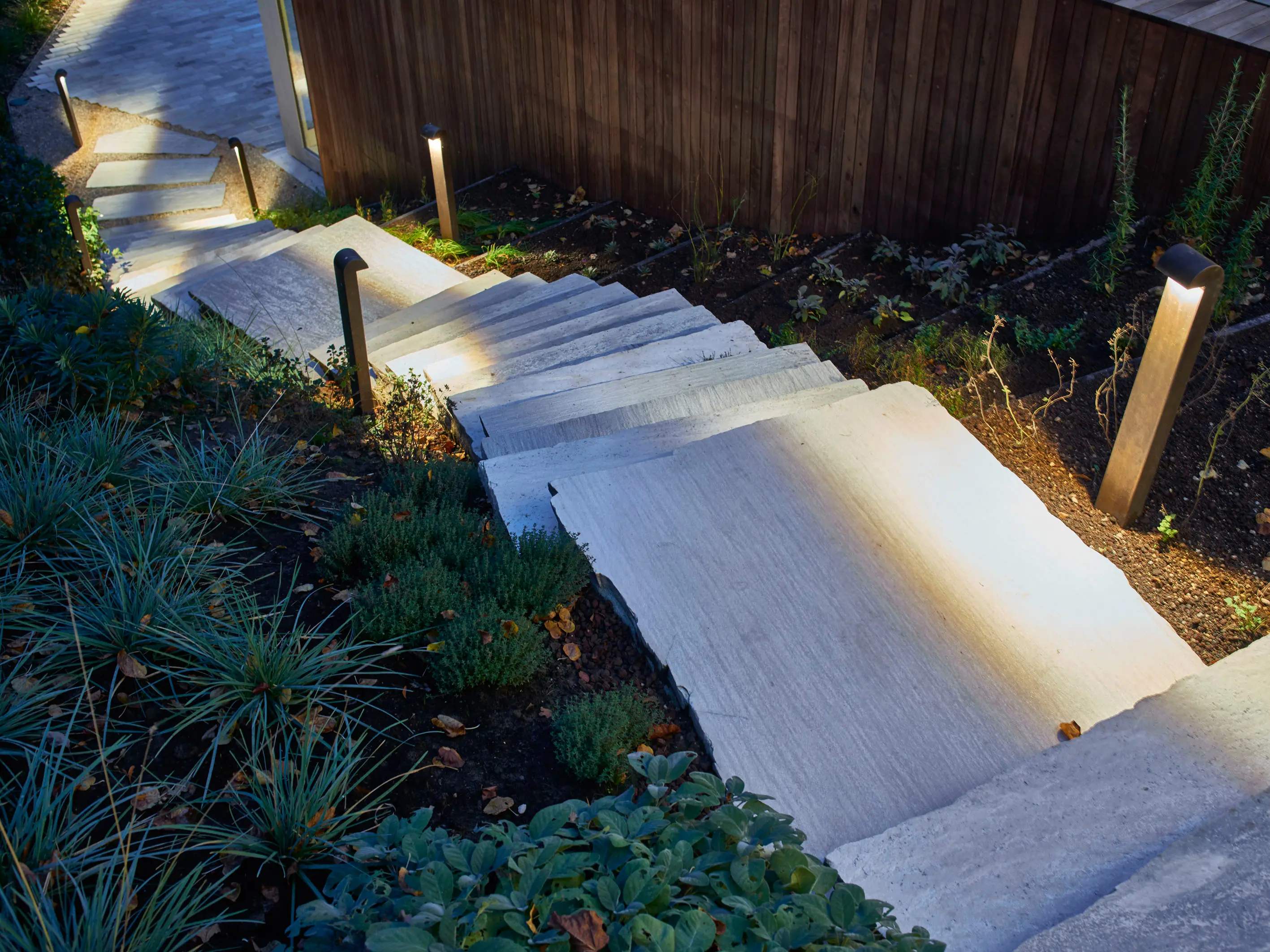 PVD Concept - SIMPLY BOLLARD