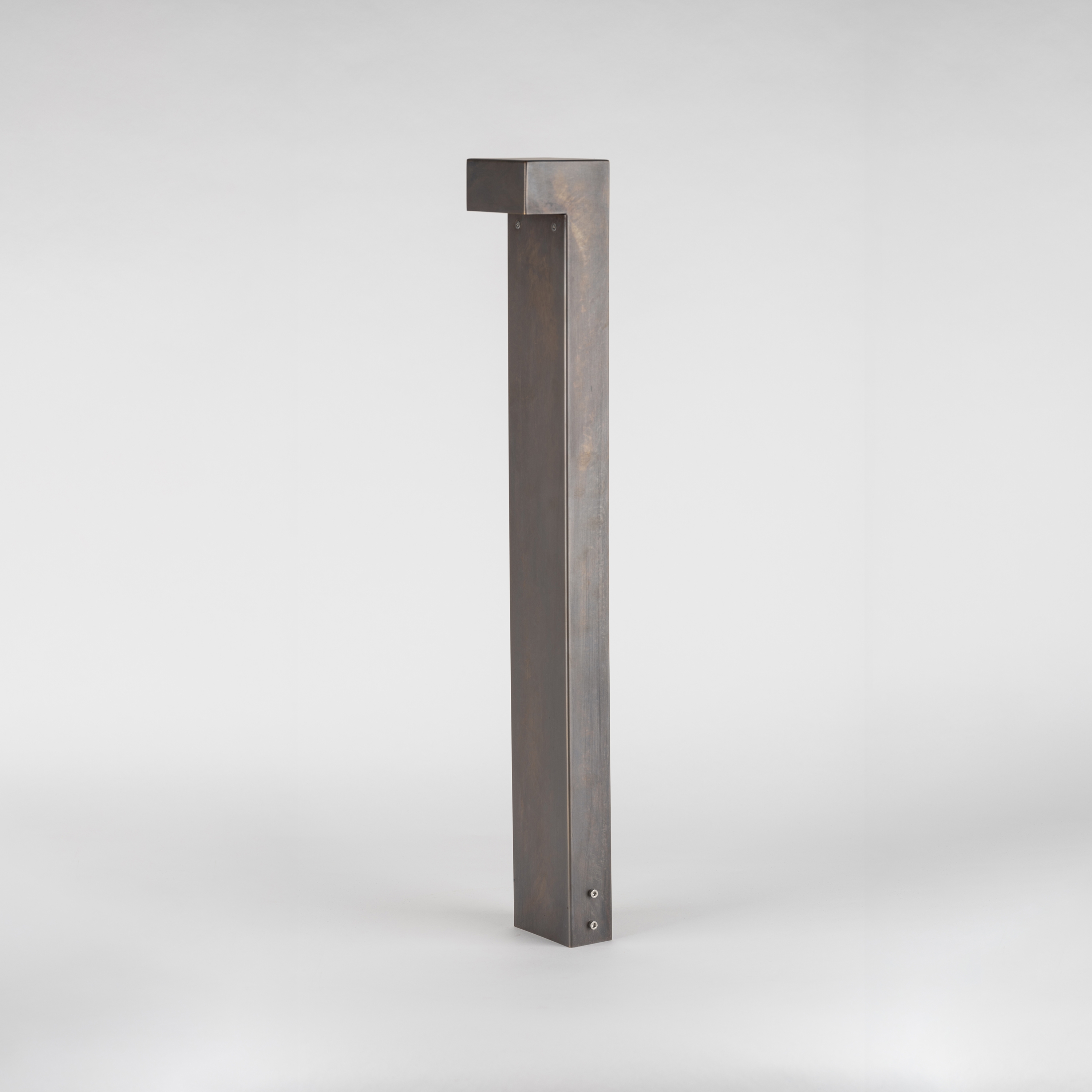Afficher le produit SIMPLY BOLLARD 90° du fabricant PVD Concept