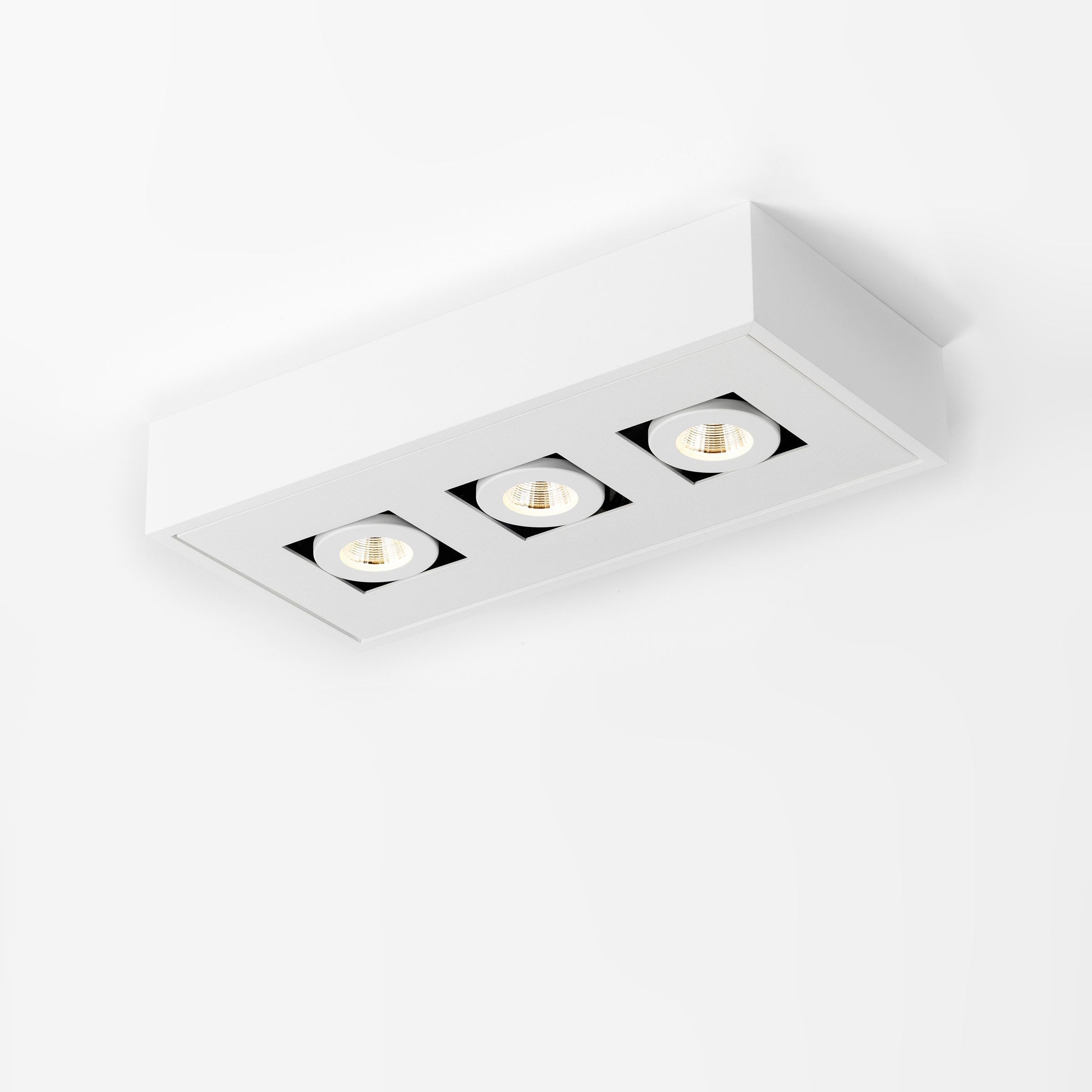Afficher le produit WHITE LINE AR70 TETRA du fabricant PVD Concept
