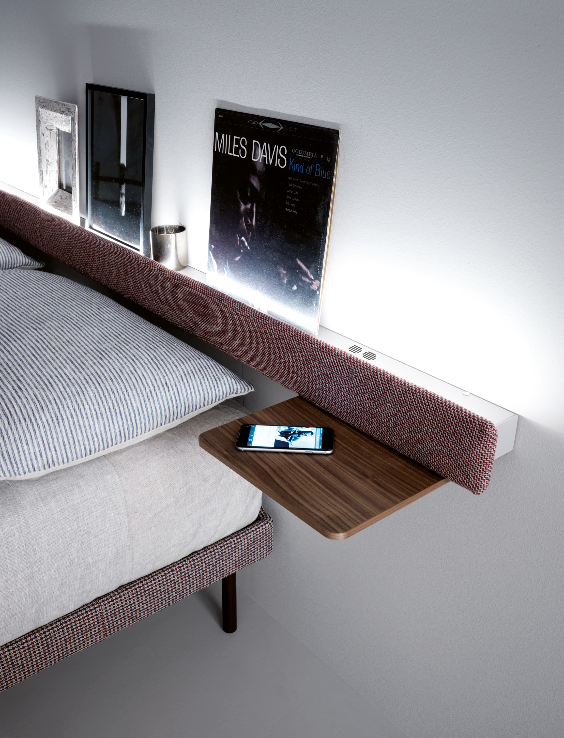 Produkt Groove | bed des Herstellers CACCARO anzeigen
