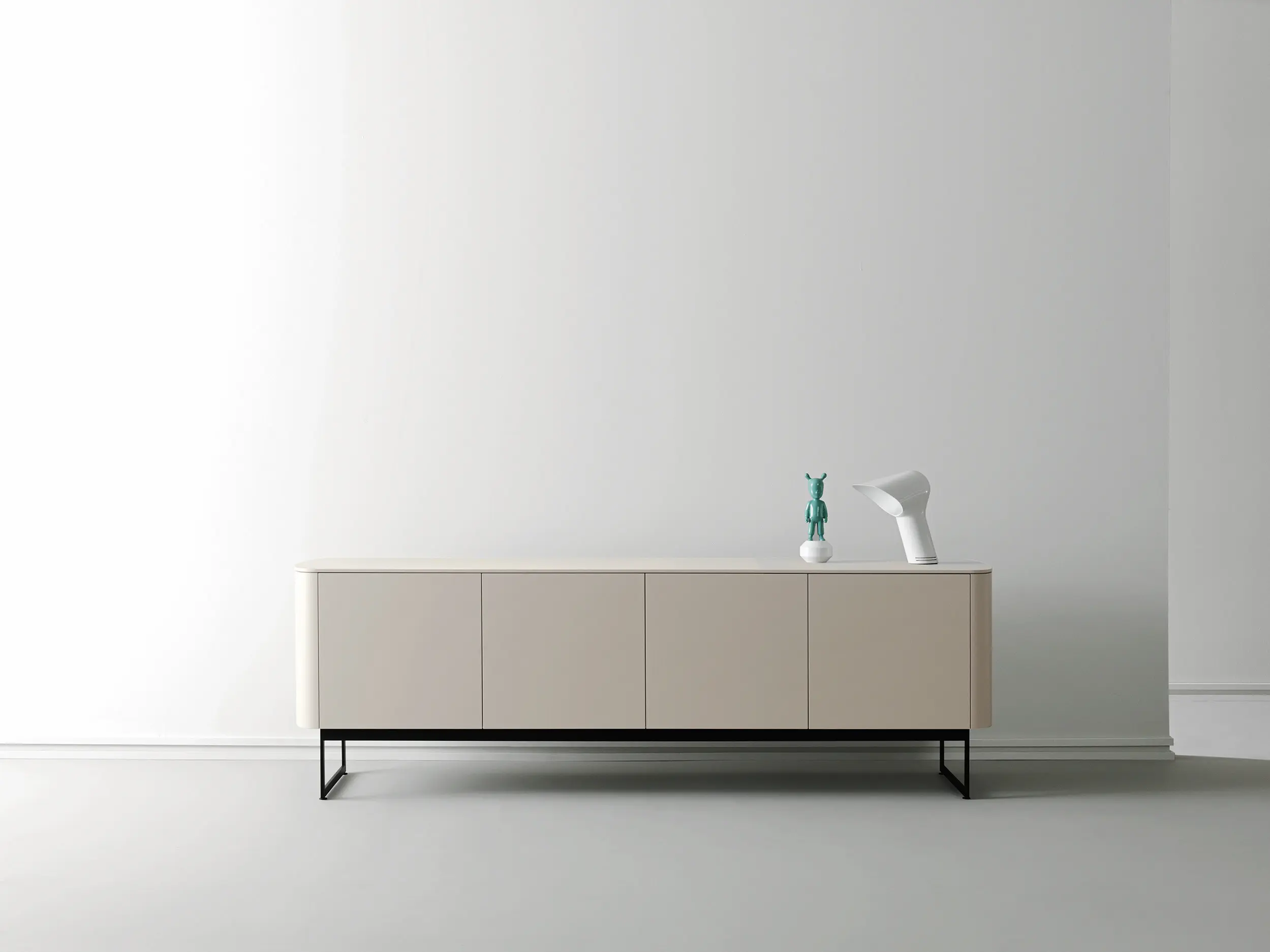 CACCARO - SideView | Side
