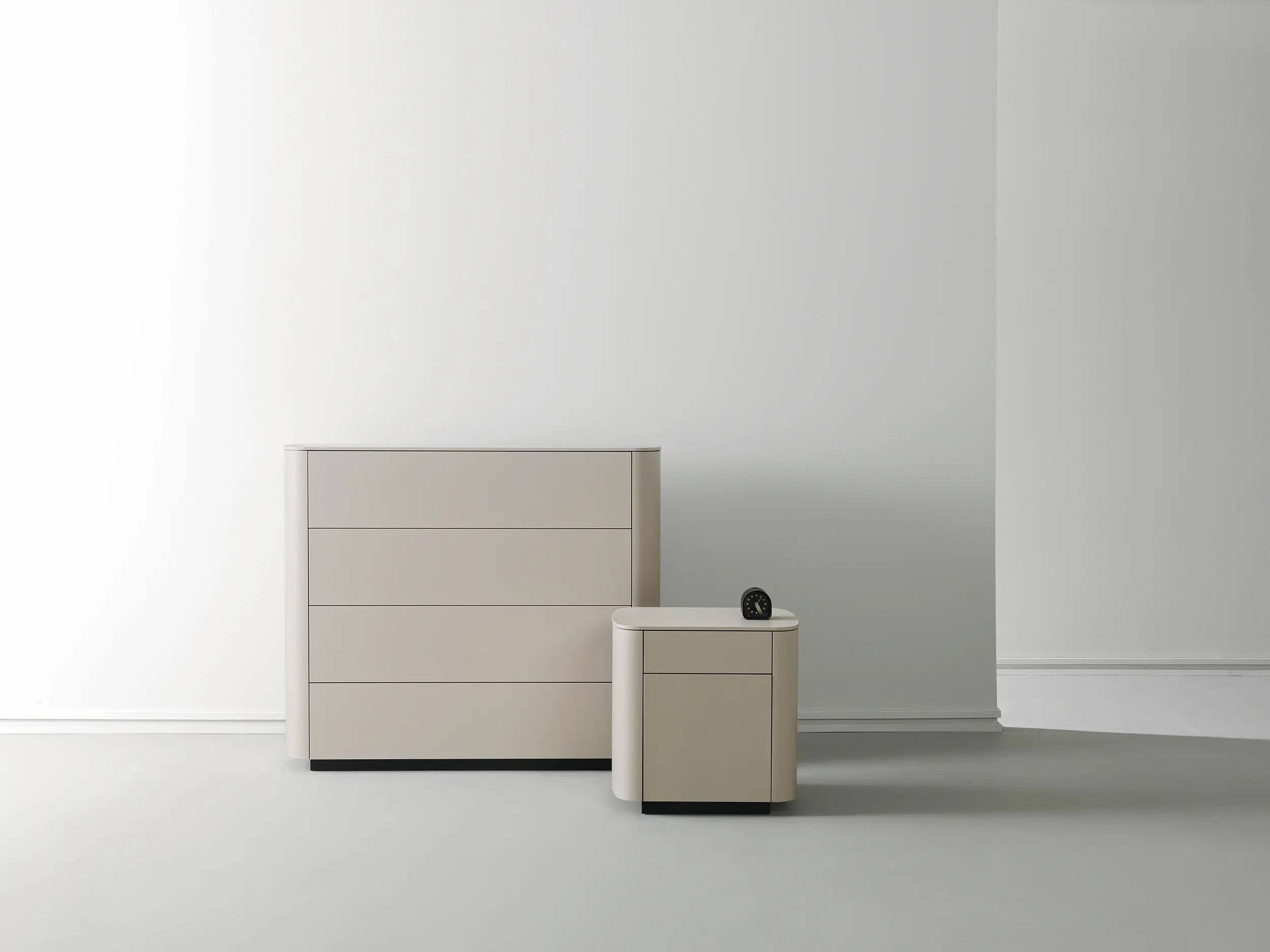 CACCARO - SideView | Side